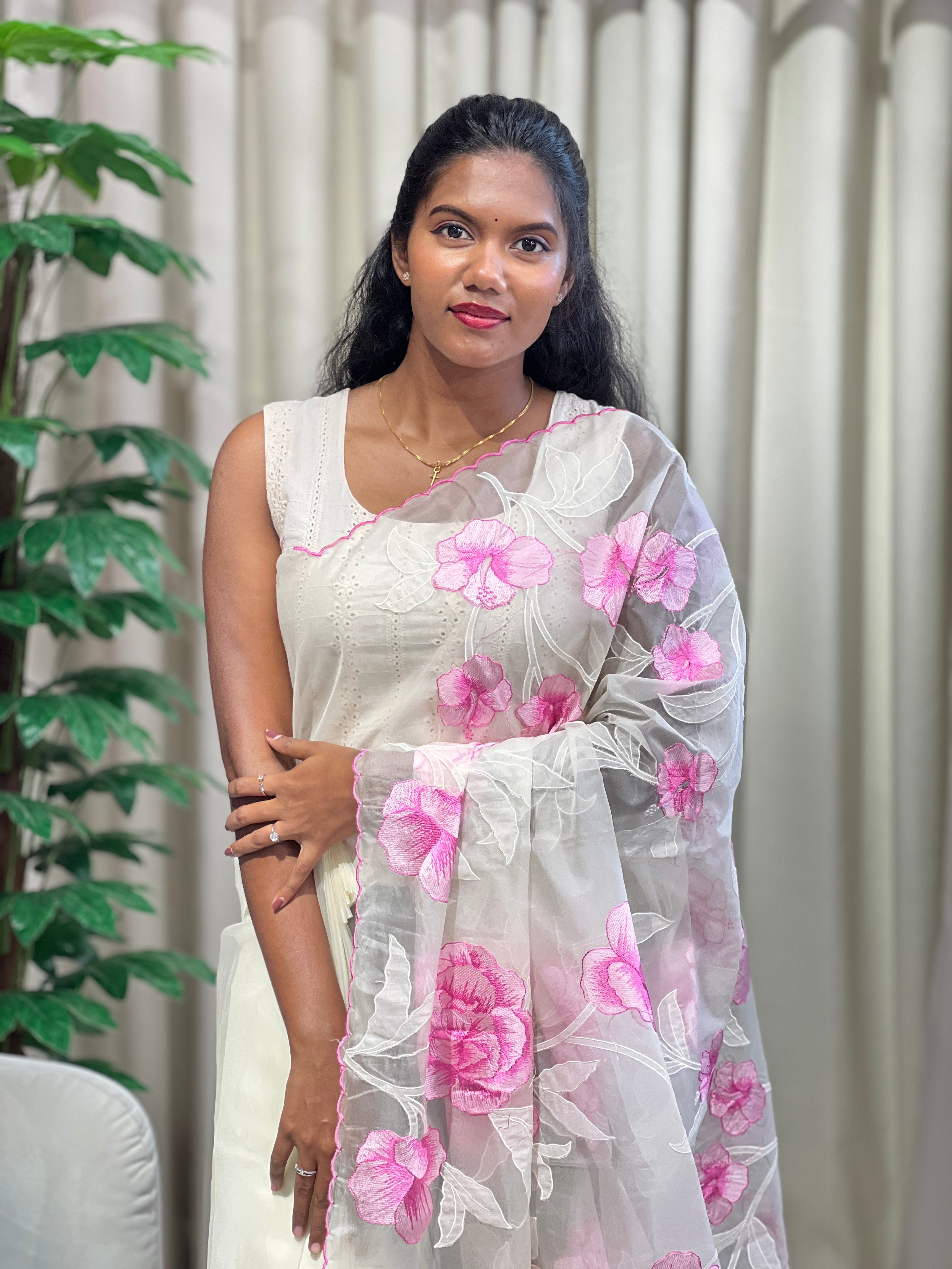 Floral Applique Detailed Organza Saree | MM346