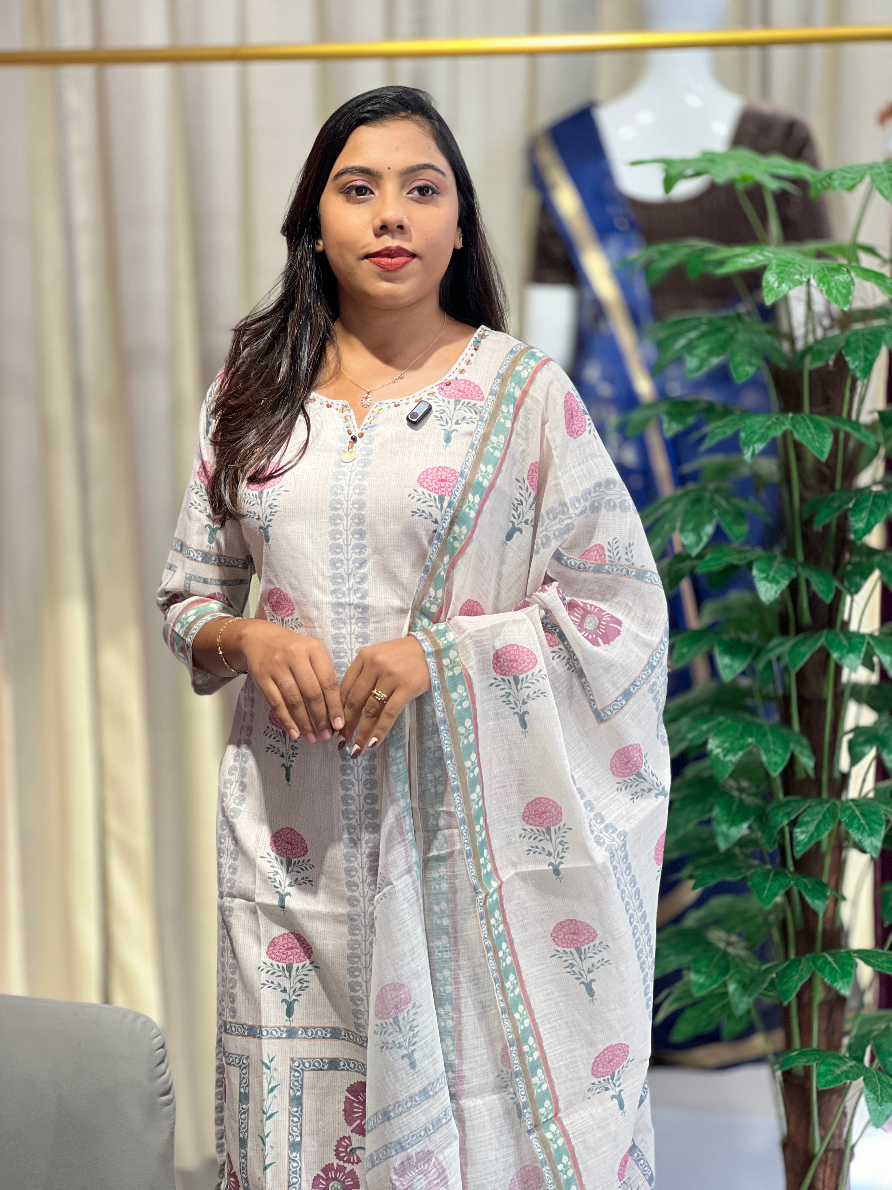 Floral Printed Pattern Linen Cotton Kurta Set | OMF199