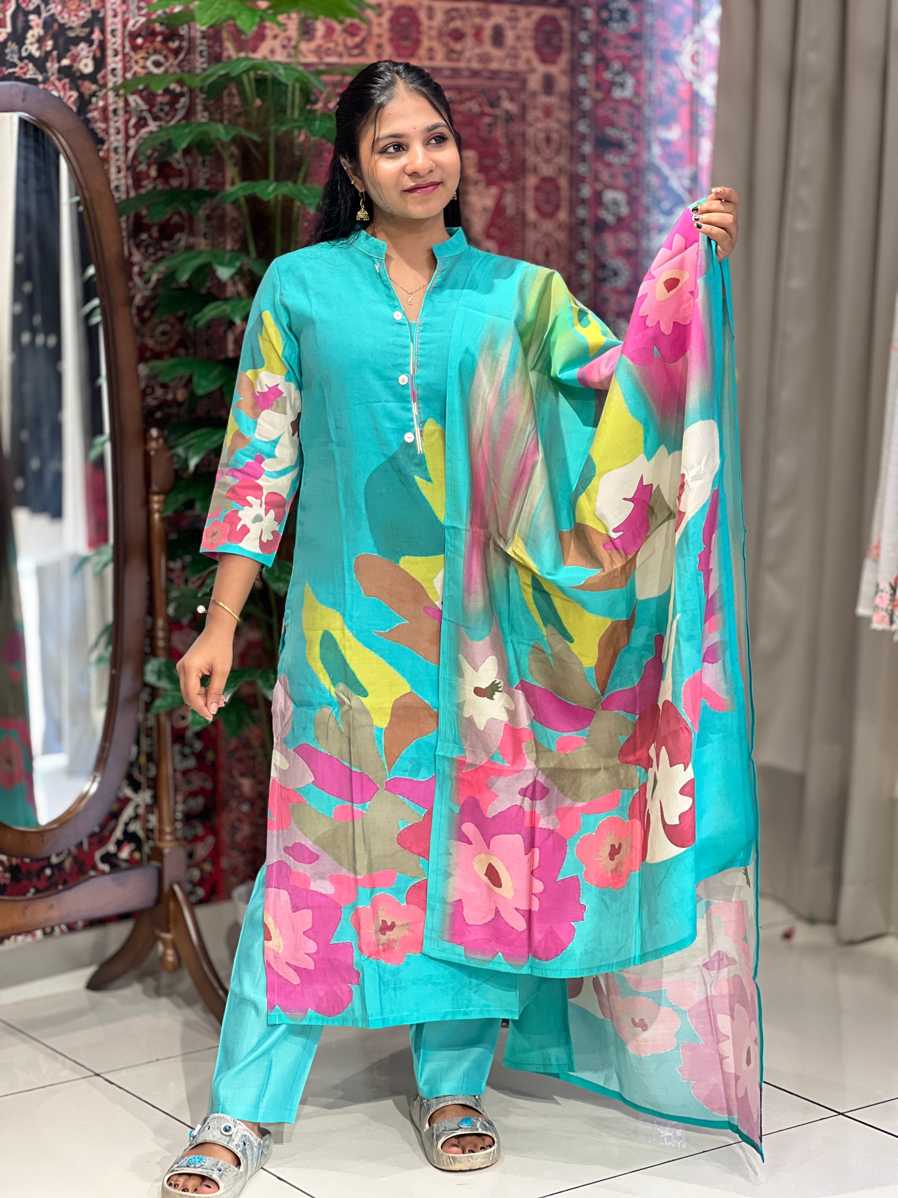 Floral Digital Printed Muslin Kurta Set | AFD109