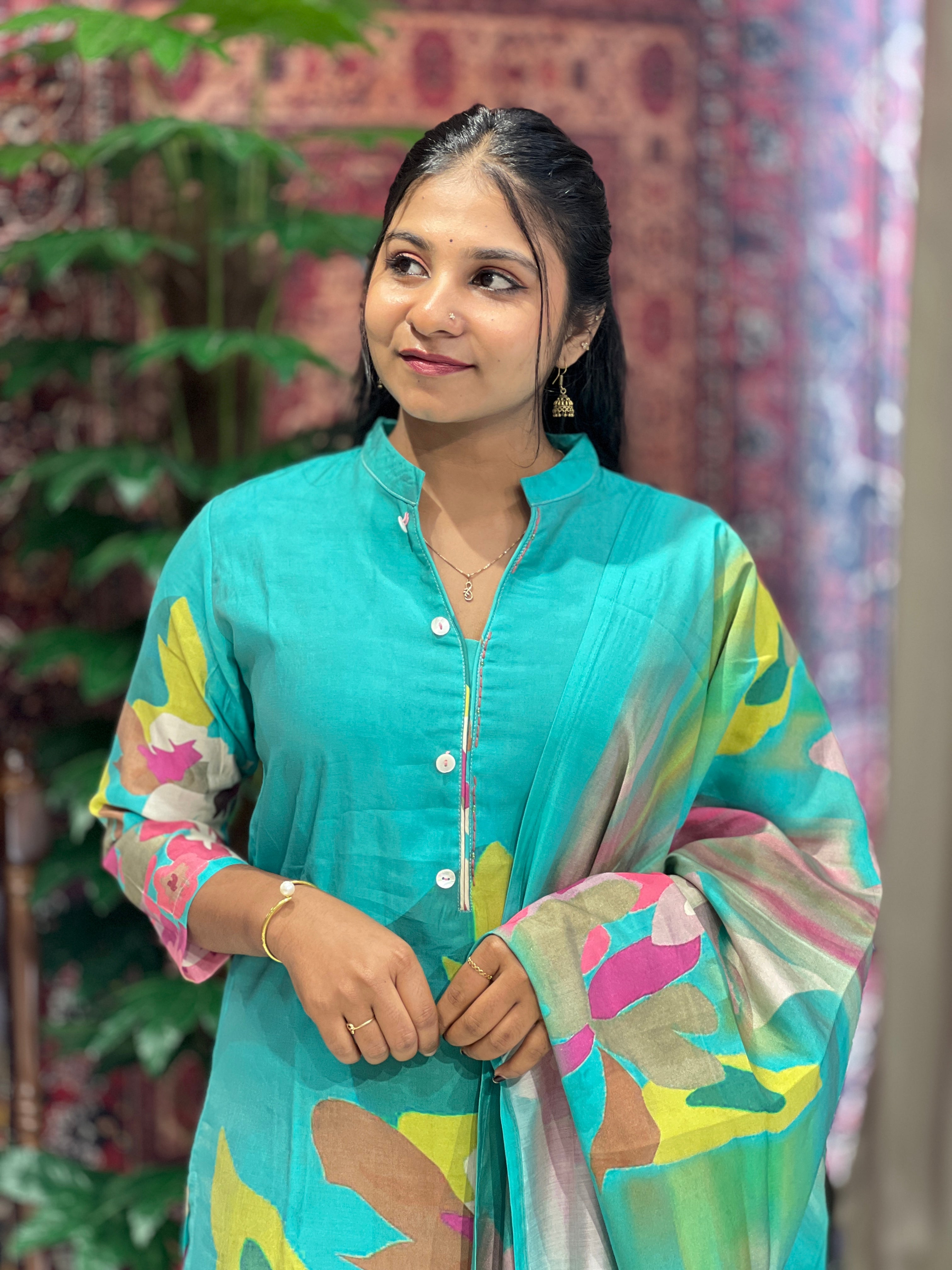 Floral Digital Printed Muslin Kurta Set | AFD109
