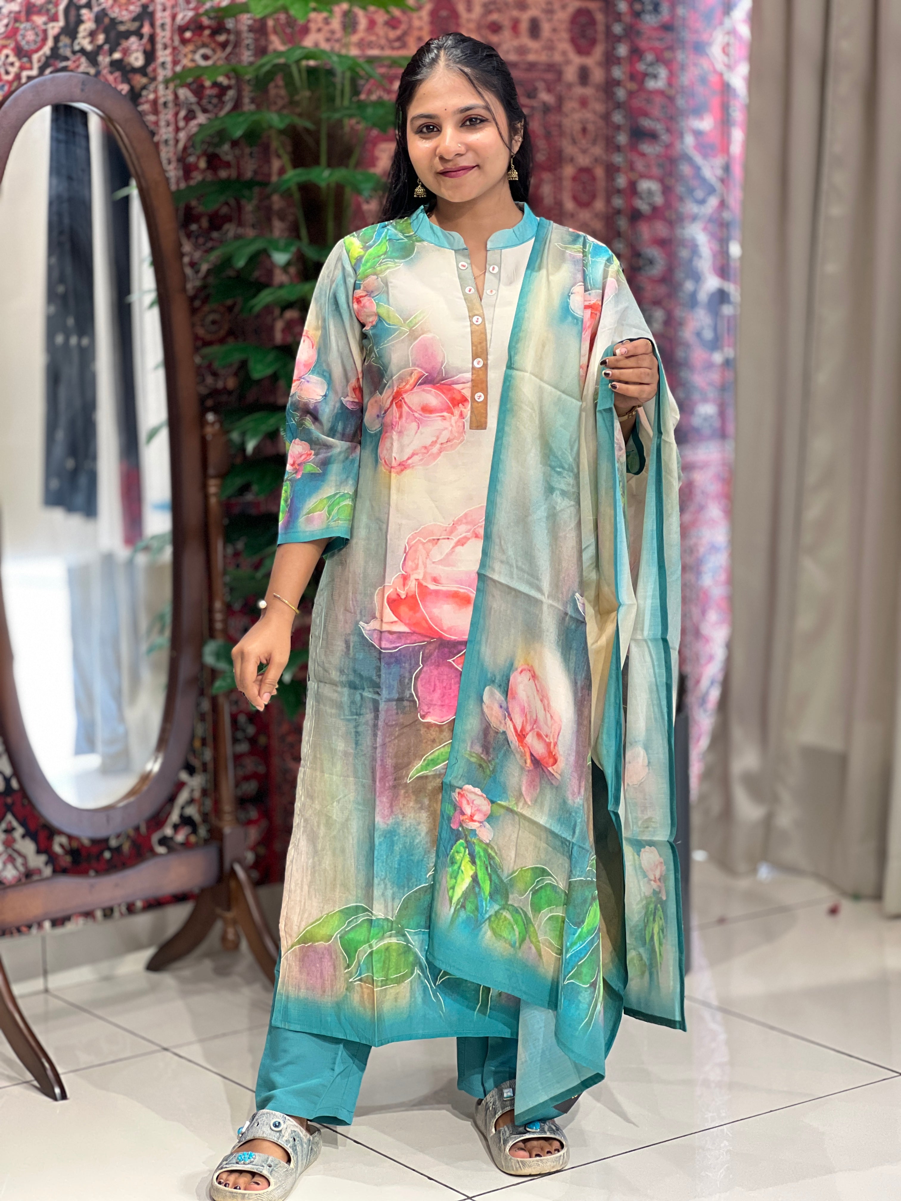Floral Digital Printed Muslin Kurta Set | AFD108