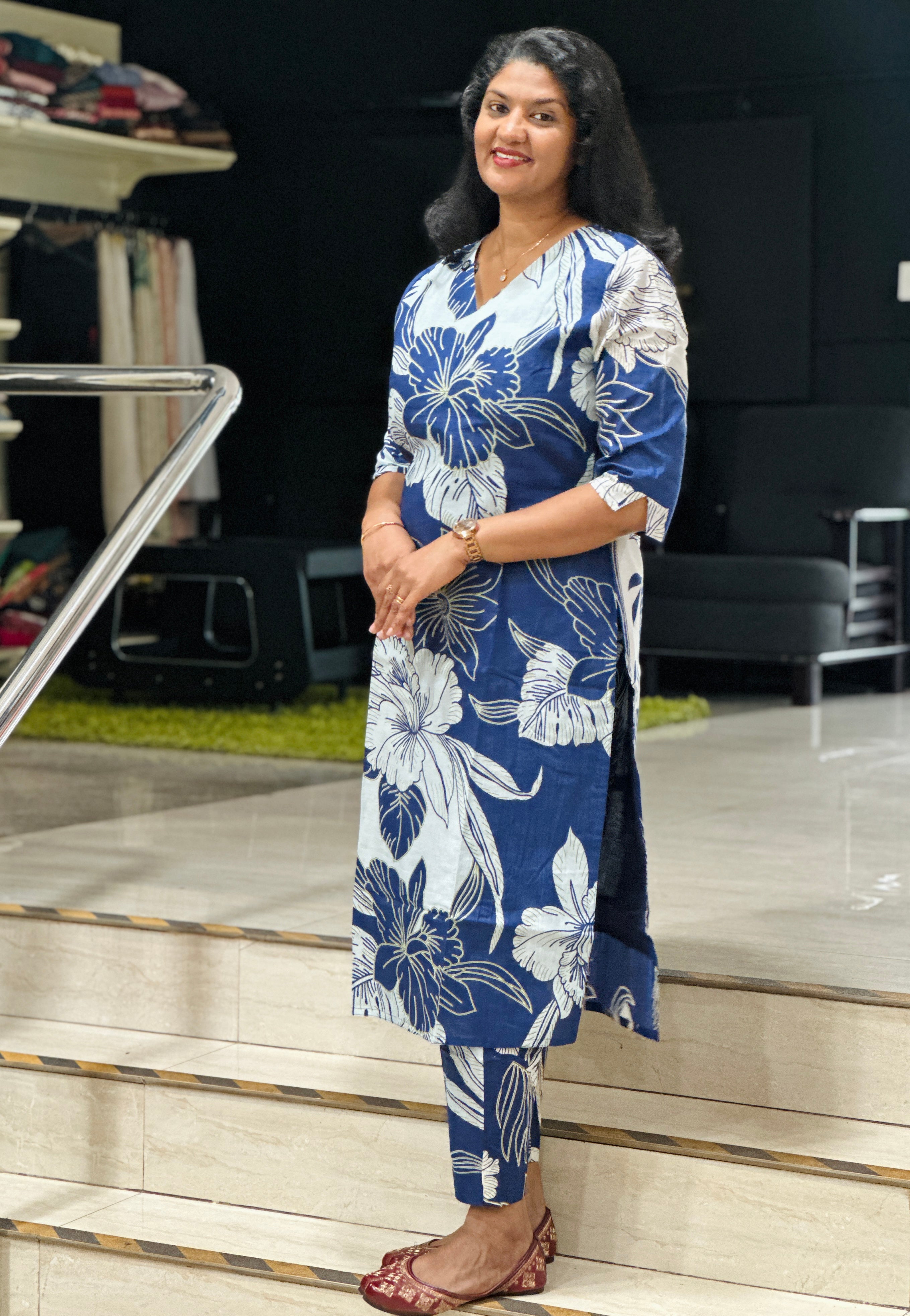 Floral Printed Pattern Cotton Kurta Set | VSI195