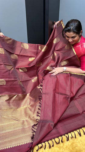 Soft silk Kanchipuram sarees with Line Pattern | AK148