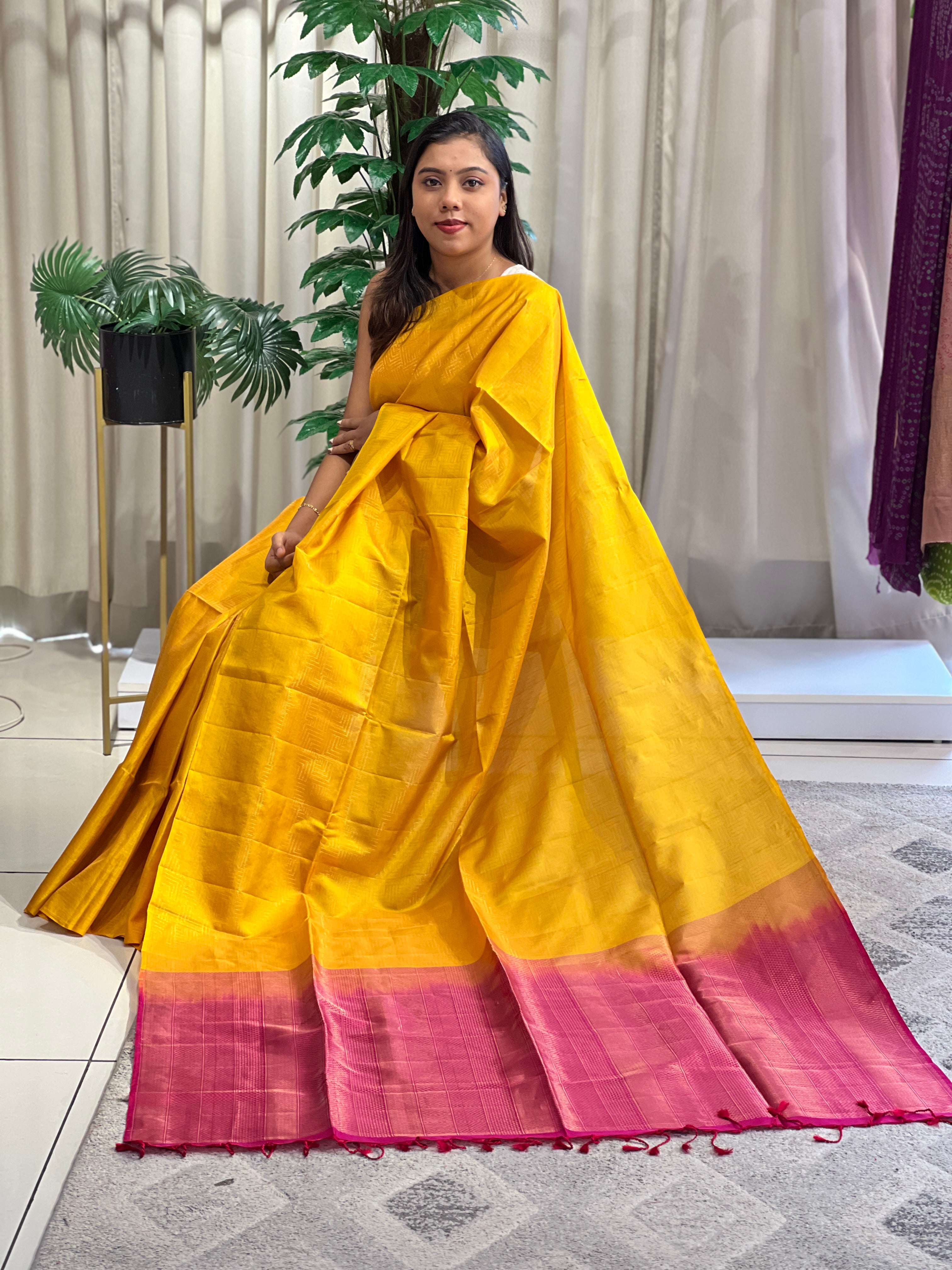 Geometrical Pattern Soft Silk Saree | KSO116