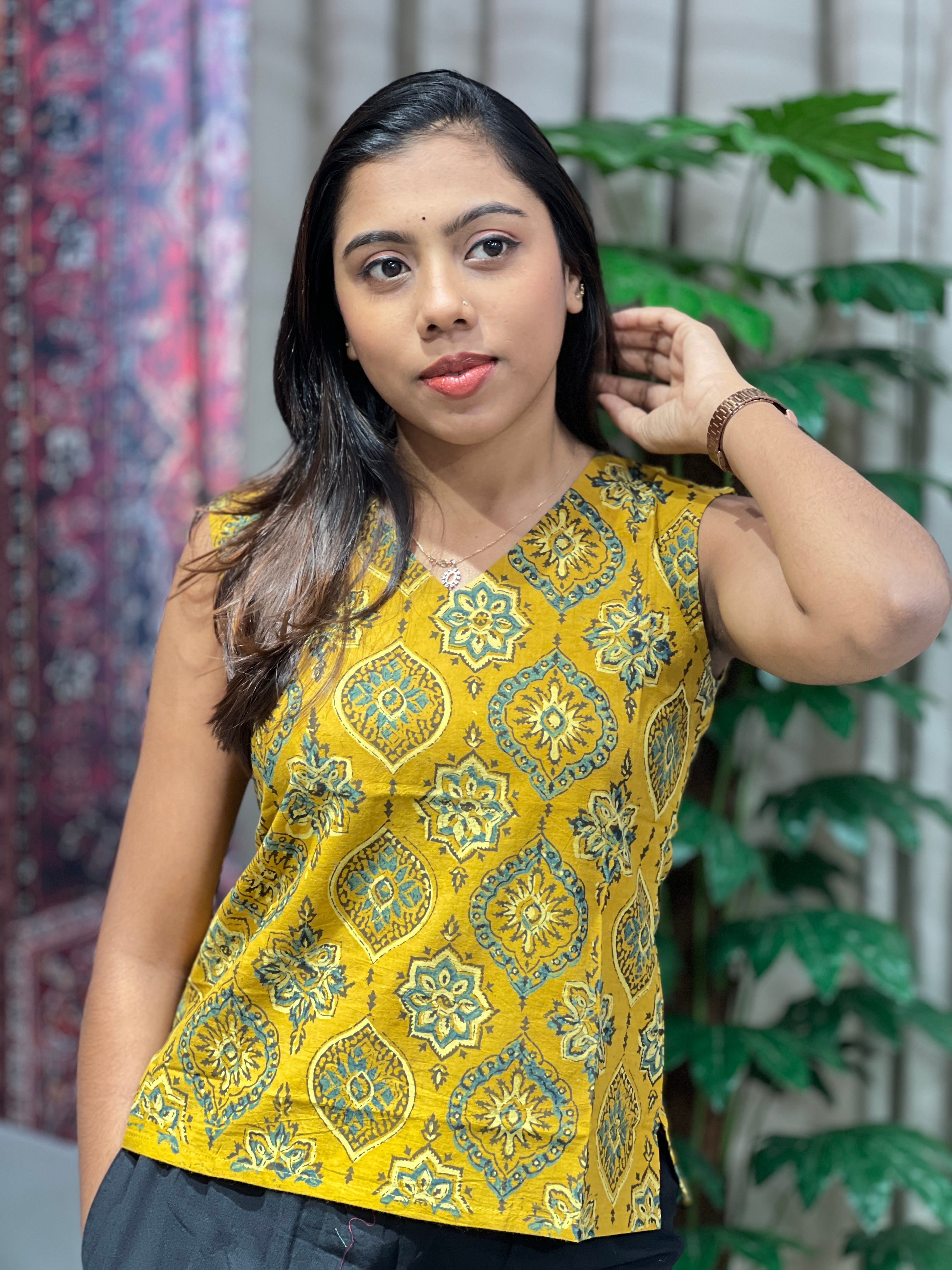 Printed Cotton Short Kurta | DNT1069