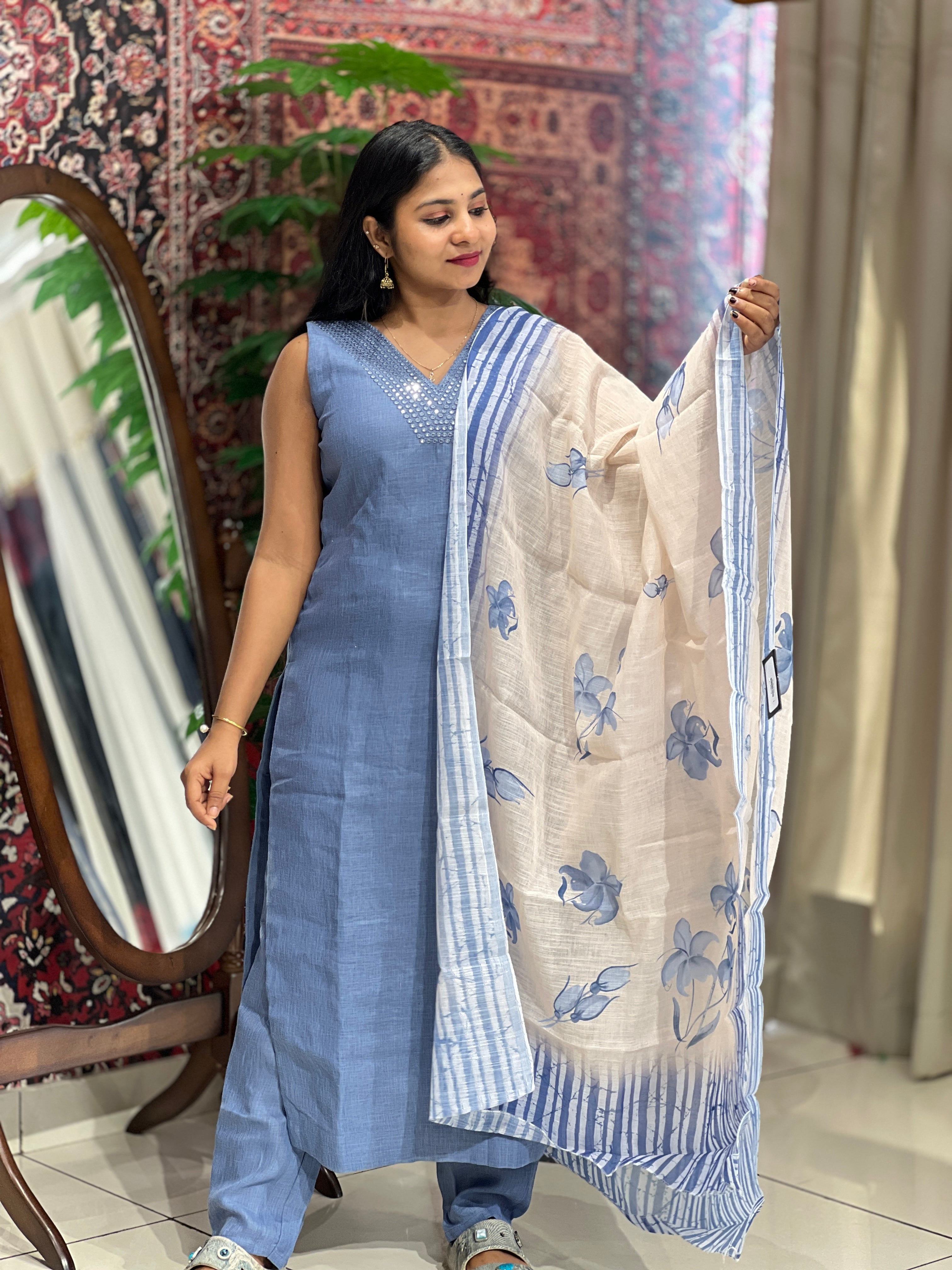 Slitted Linen Kurta Set | NAI141
