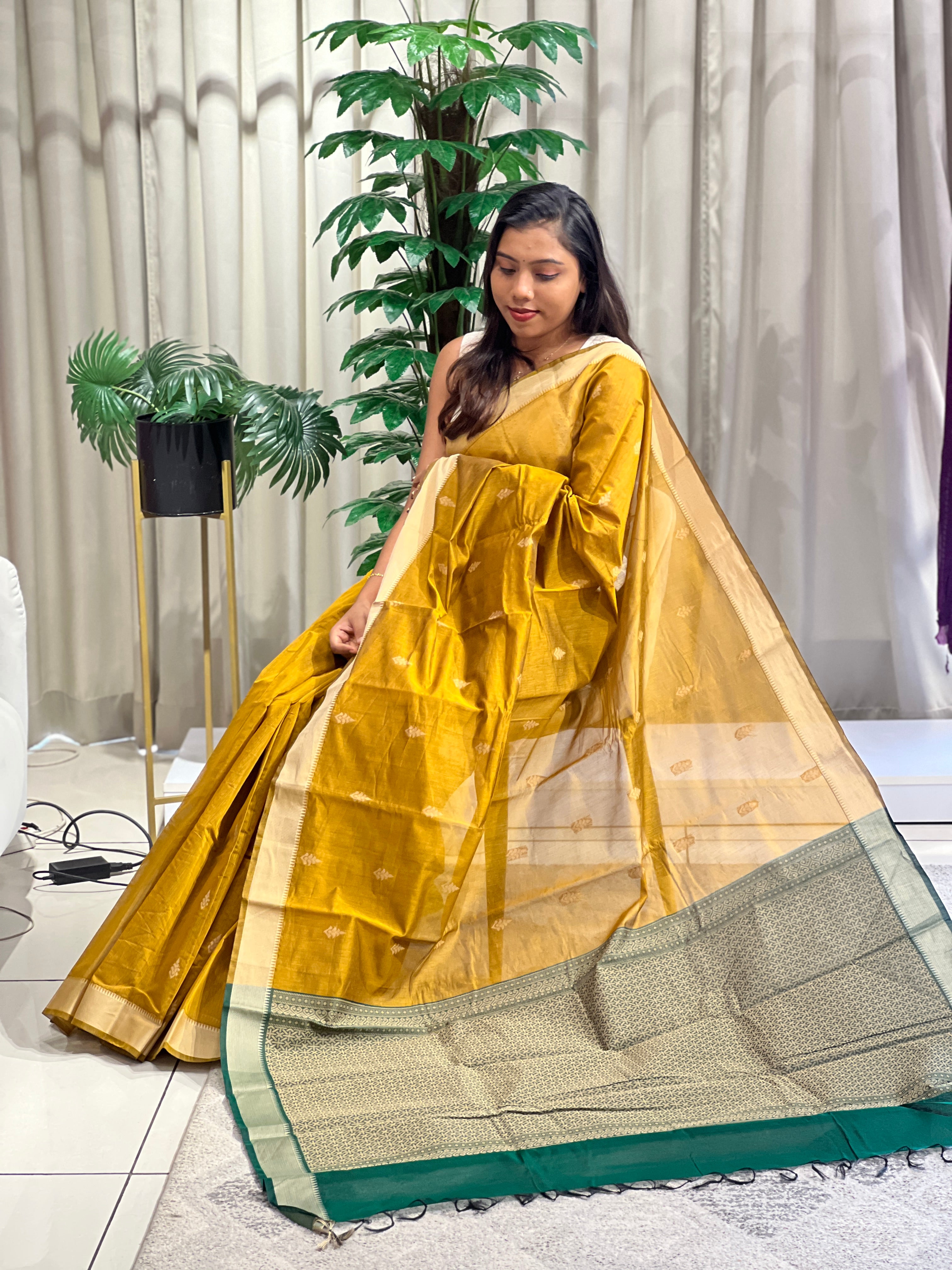 Thread Woven Buta Pattern Cotton Silk Saree | RAT119