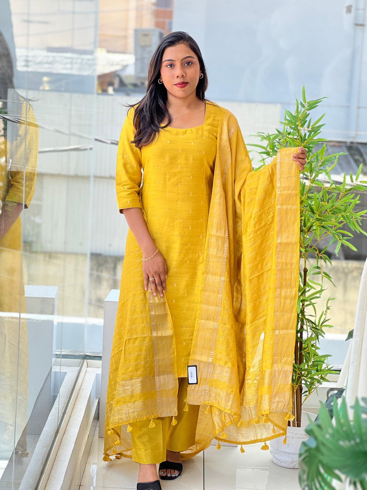 Banarasi Woven Chanderi Kurta Set | YNG1809