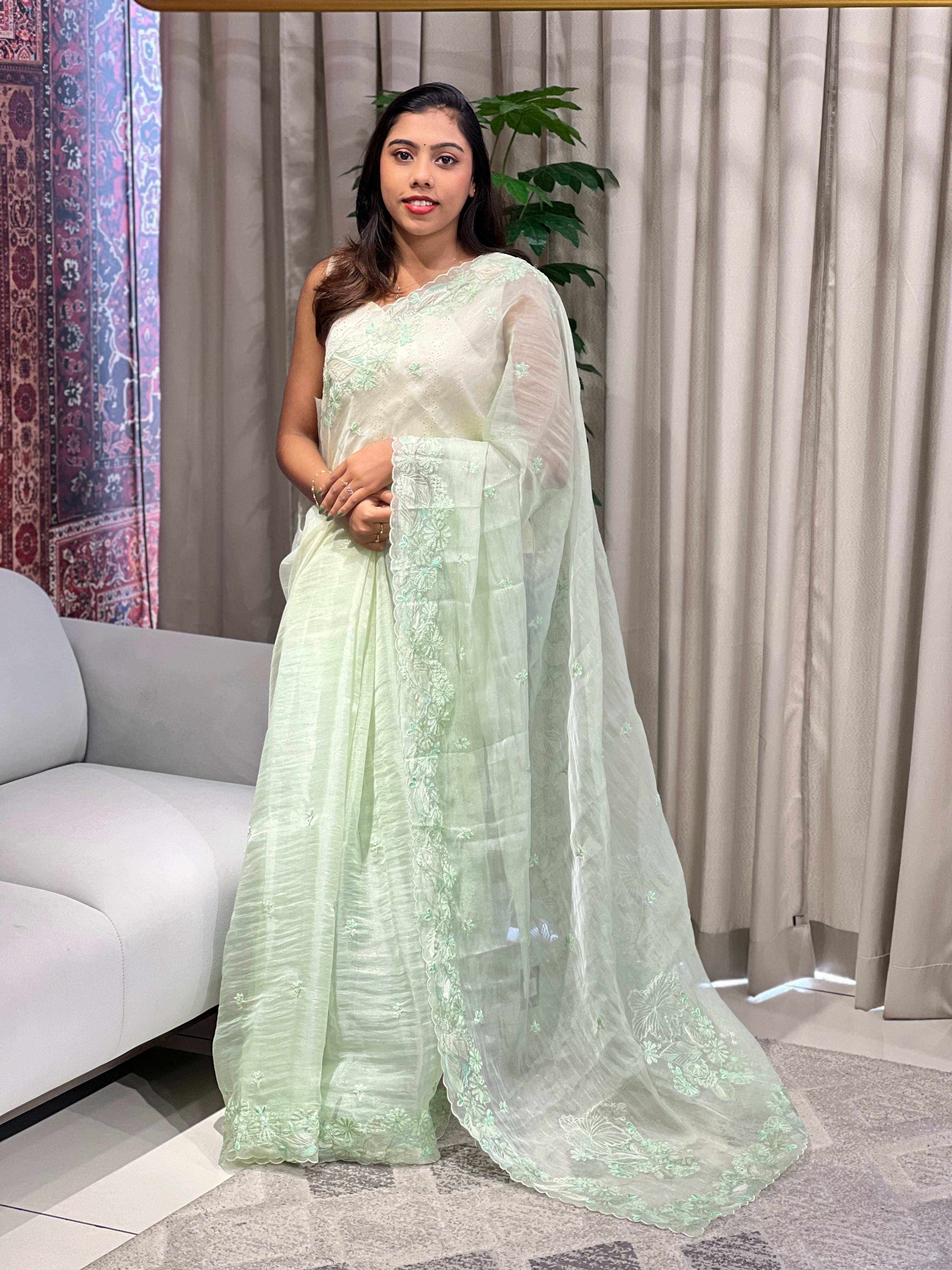 Floral Machine Embroidery Detailed Crushed Tissue Organza Saree |  BLD2033