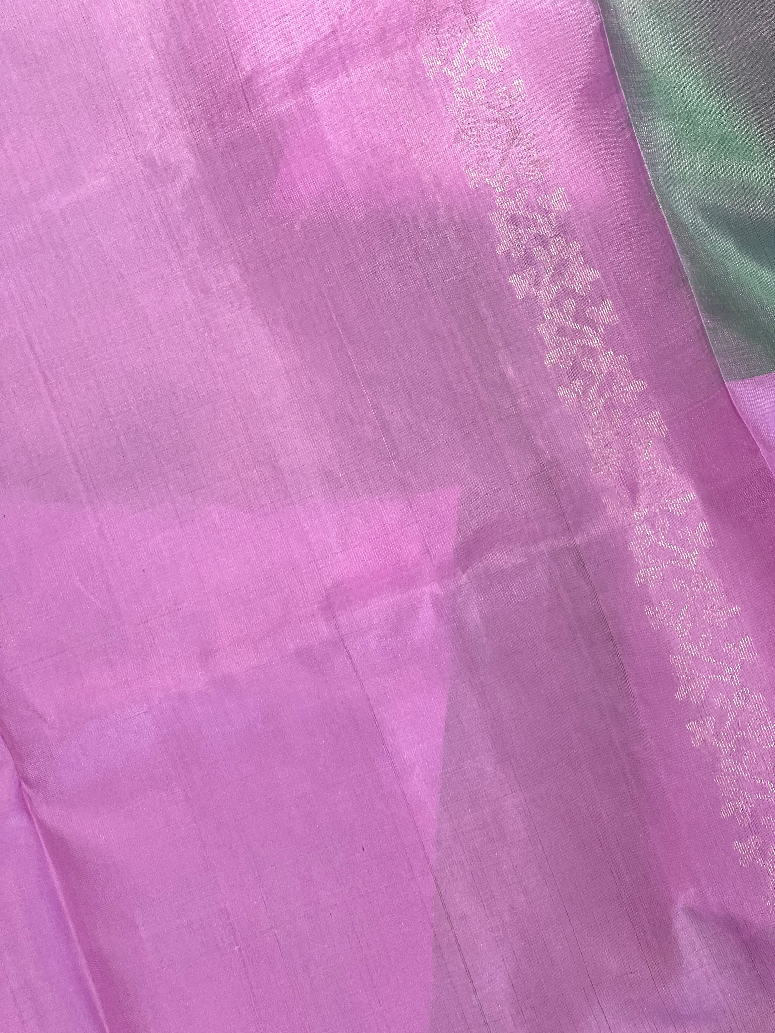 Zari Woven Handloom Pure Silk Saree | SVC136