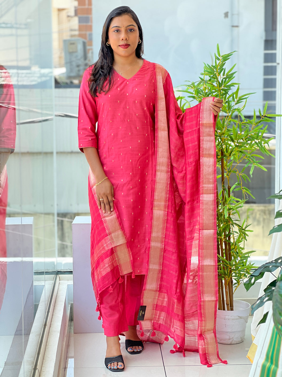 Banarasi Woven Chanderi Kurta Set | YNG1807
