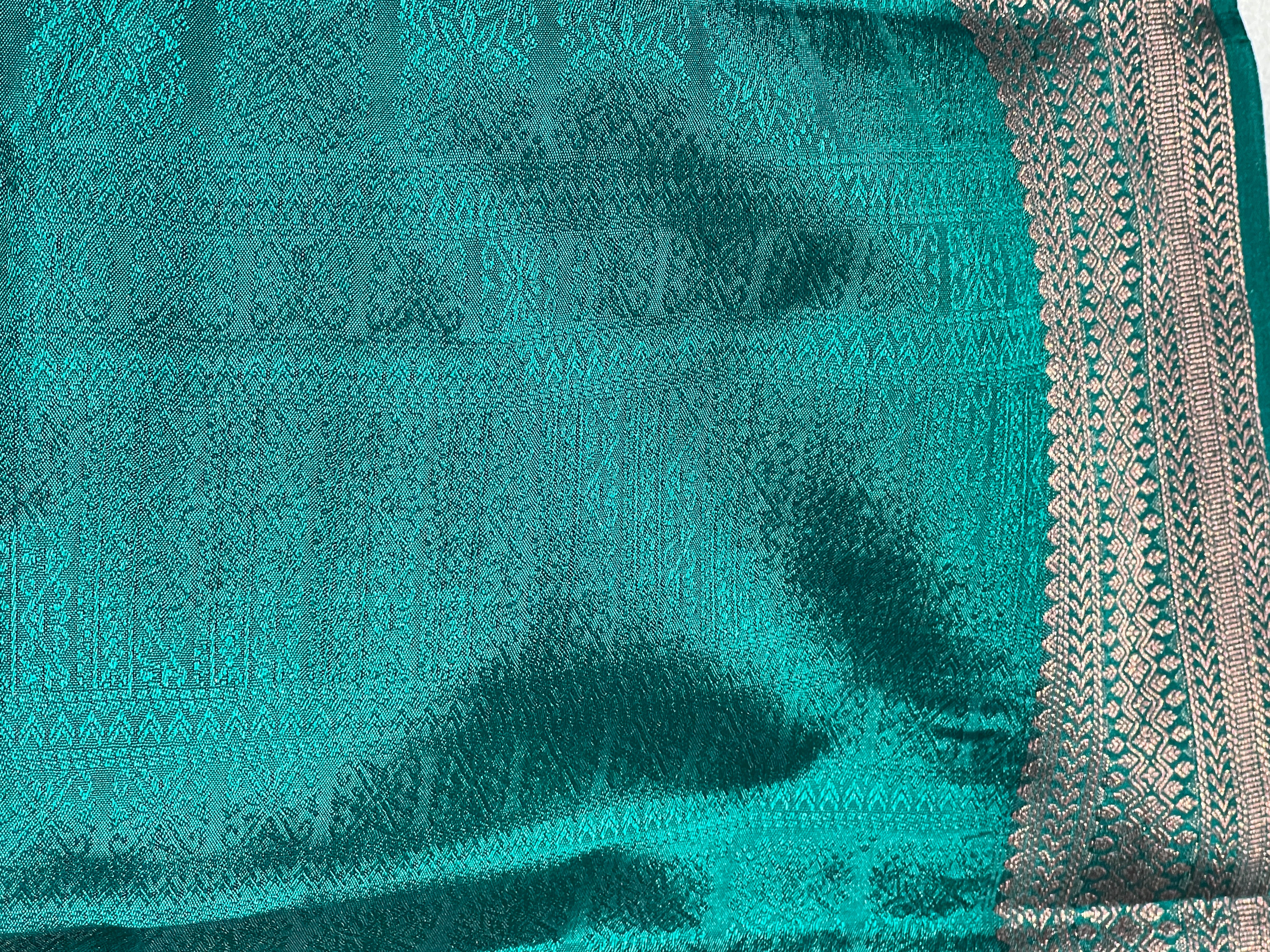 Embossed Weaved Pattern Semi Soft Silk Saree | SEN110