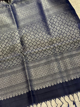 Geometric Patterned Pure Silk Saree | SVC110