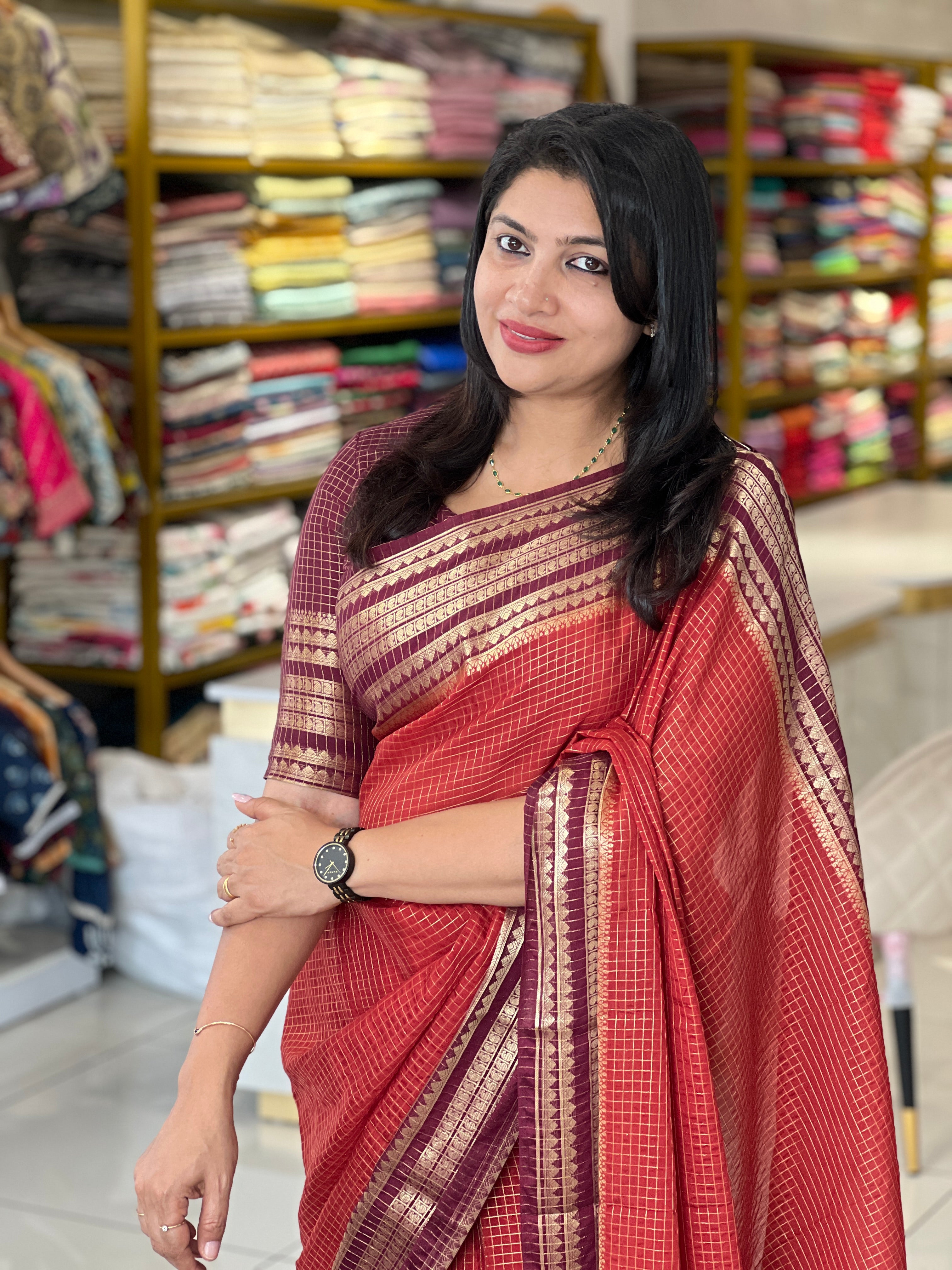 Traditional Check Patterned Semi Crepe Saree | NN481