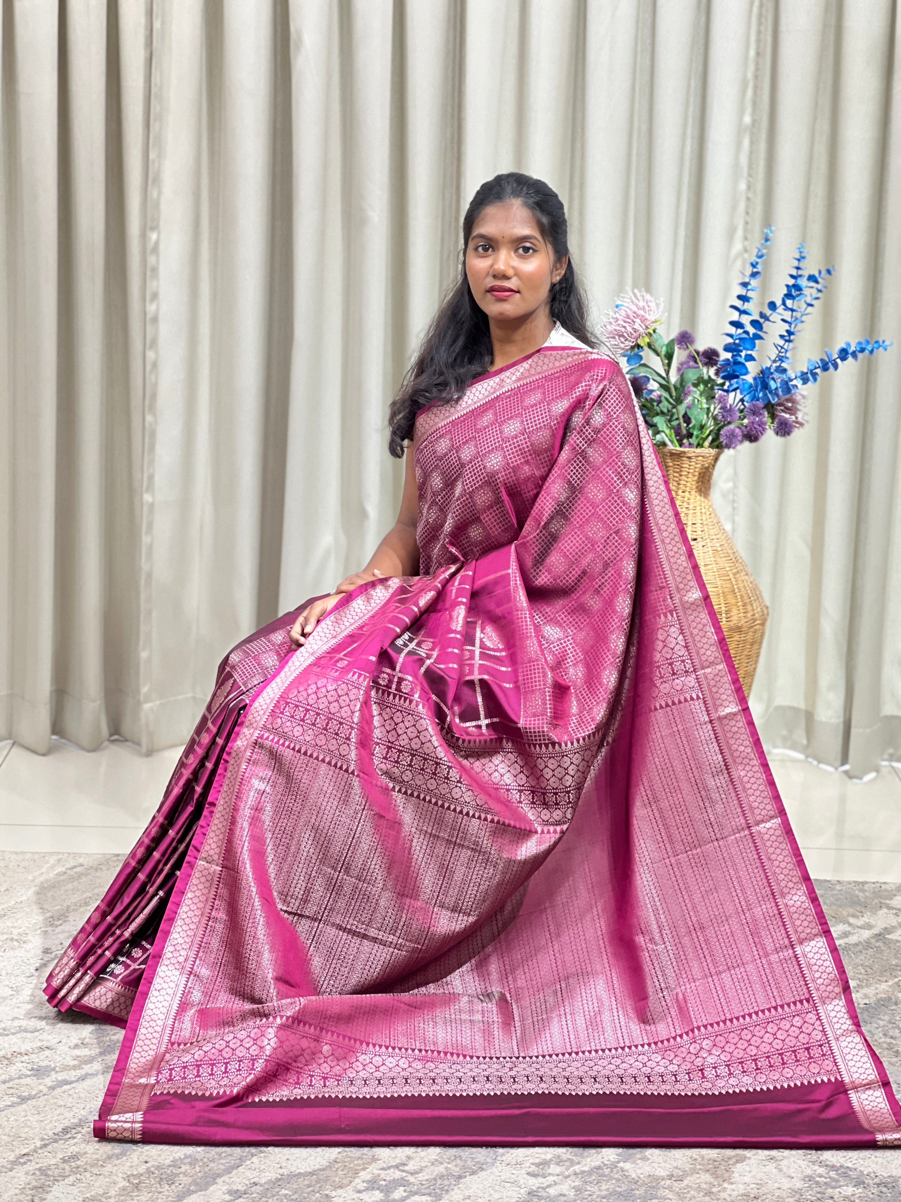 Khatam Pattern Semi Soft Silk Saree | RVS310