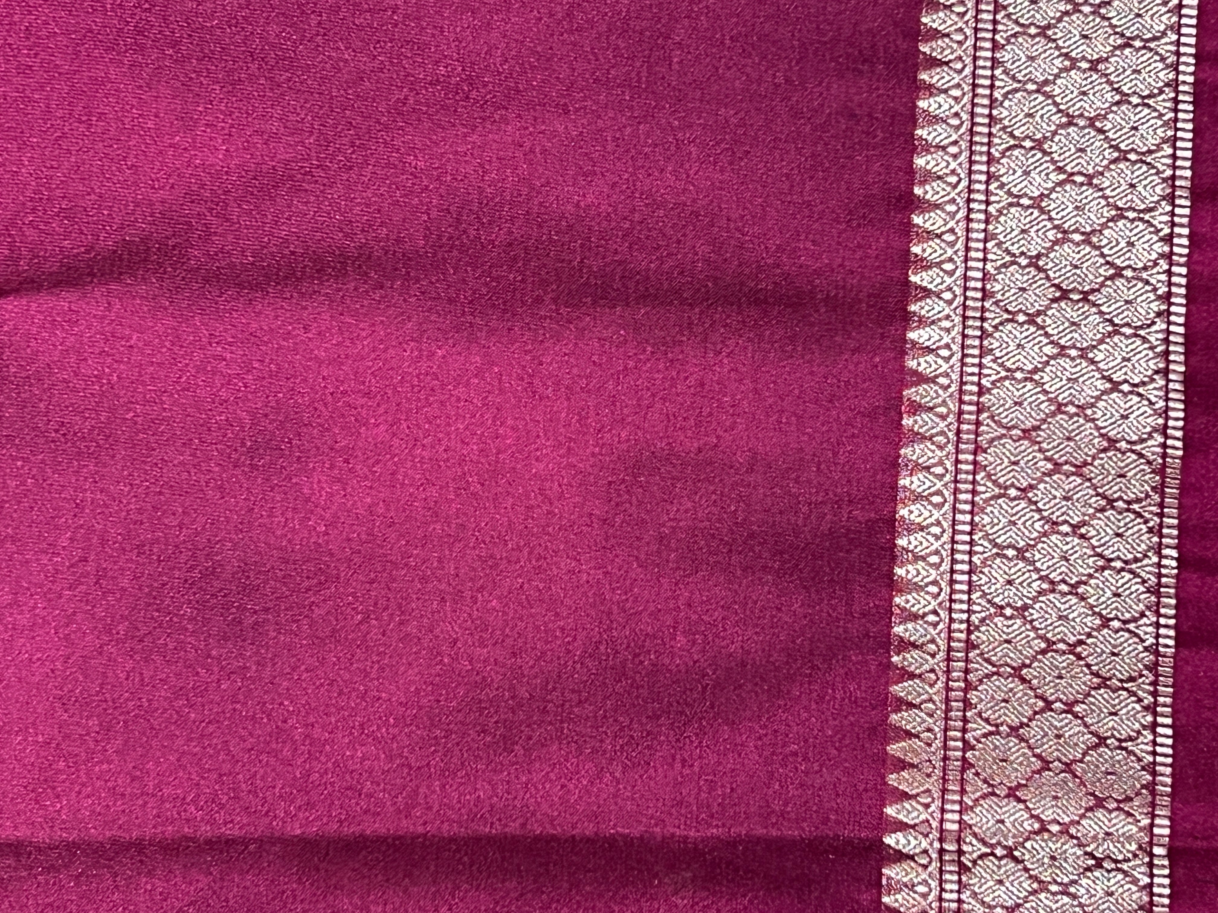 Khatam Pattern Semi Soft Silk Saree | RVS310