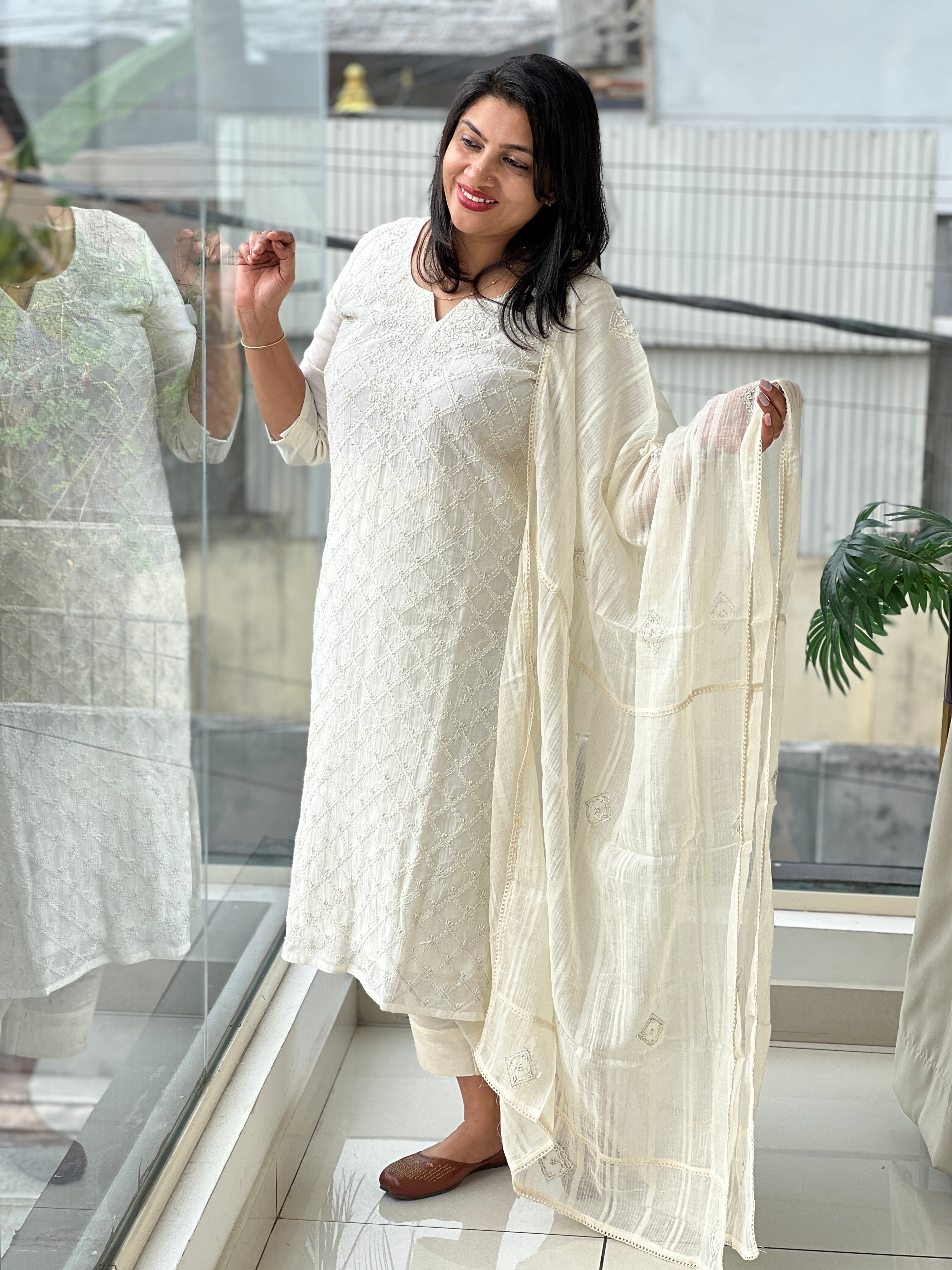 Hand Chikankari Embroidered Mul Cotton Unstitched Salwar Set | MM483