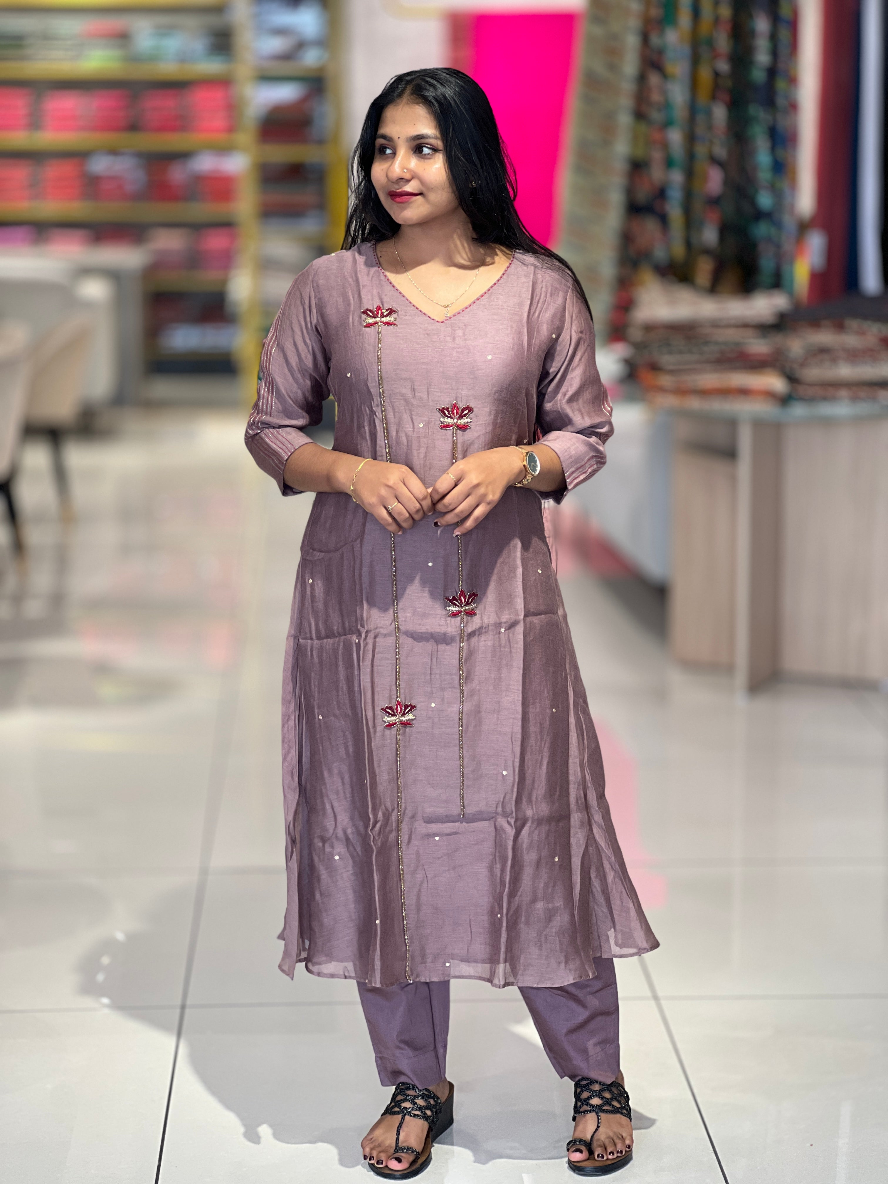 Hand Embroidery Detailed Chanderi Kurta Top & Bottom | EC106