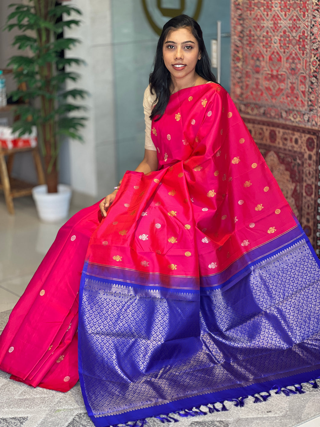 Pure Handwoven Kanchipuram Sarees | AK127