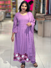 Hand Embroidery With Applique Detailed Soft Cotton Kurta Set | KIA125