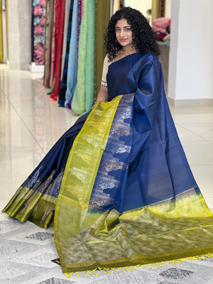 Zari Woven Handloom Pure Silk Saree | SVC122