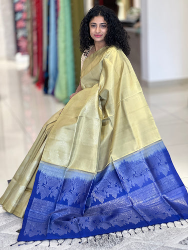 Traditional Circular Buta Weaved Pure Silk Saree | SVC119