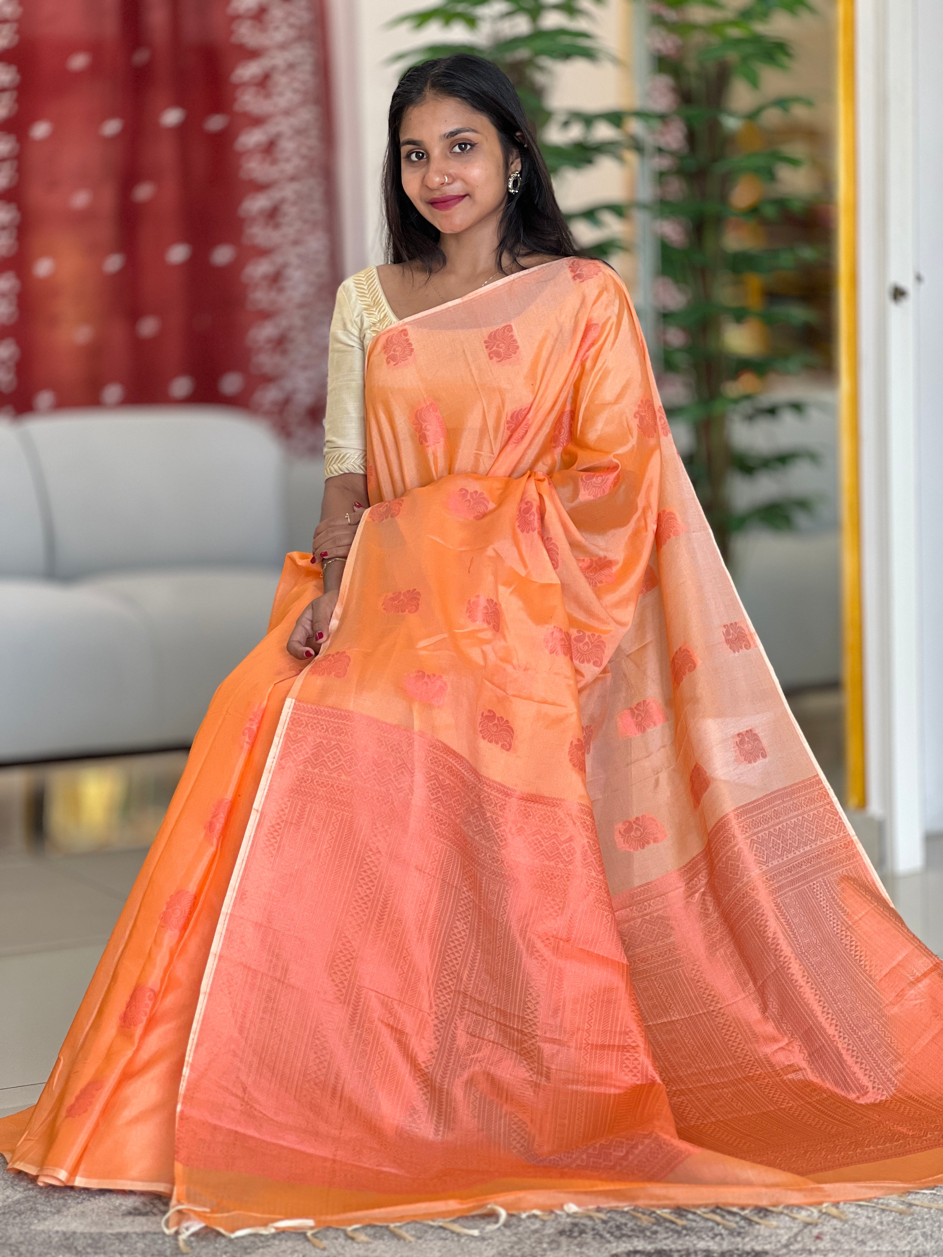 Zari Woven Buta Detailed Semi Silk Saree | KRK467