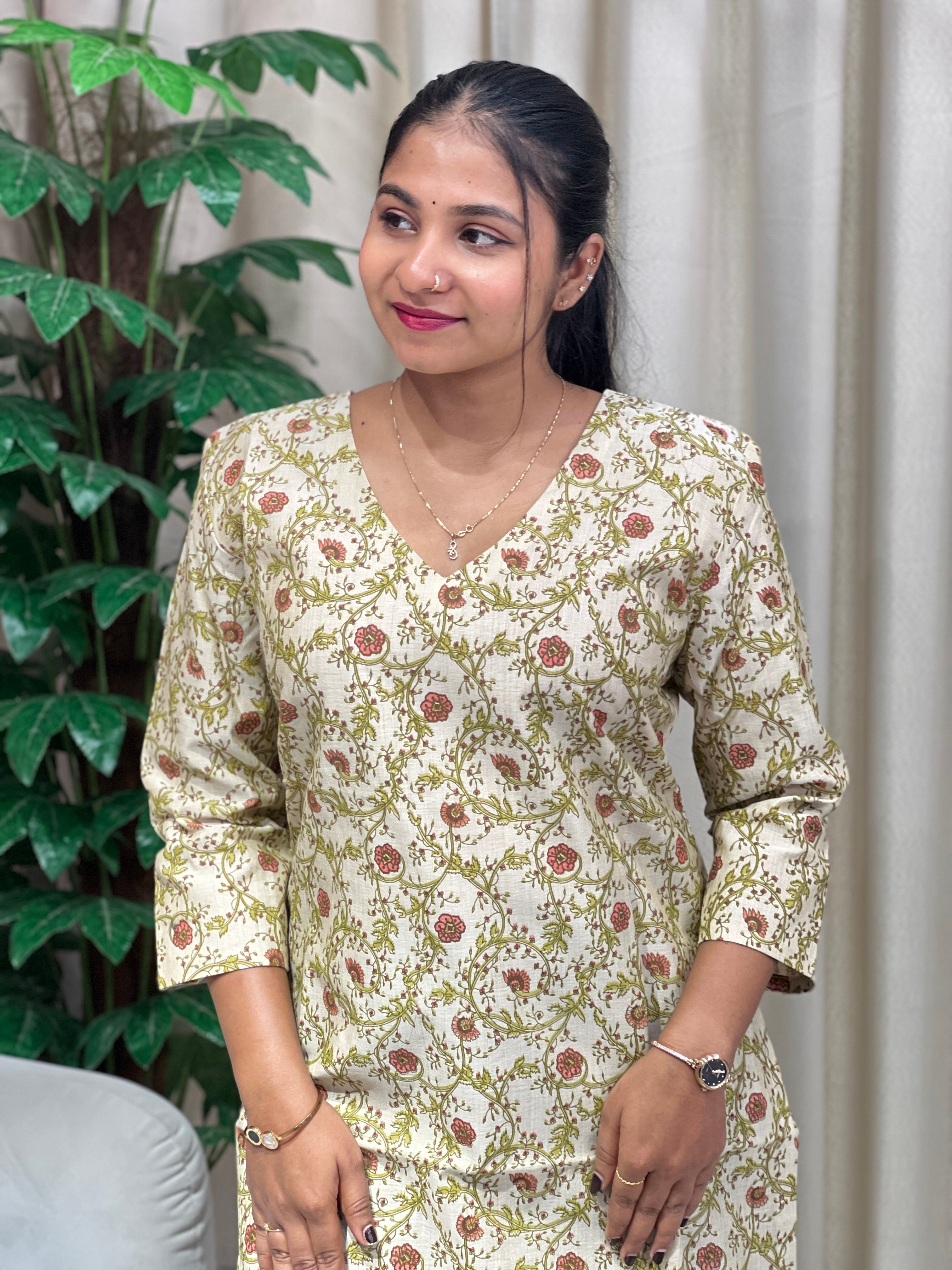 Floral Jaal Pattern Chanderi Kurta | DNT1056