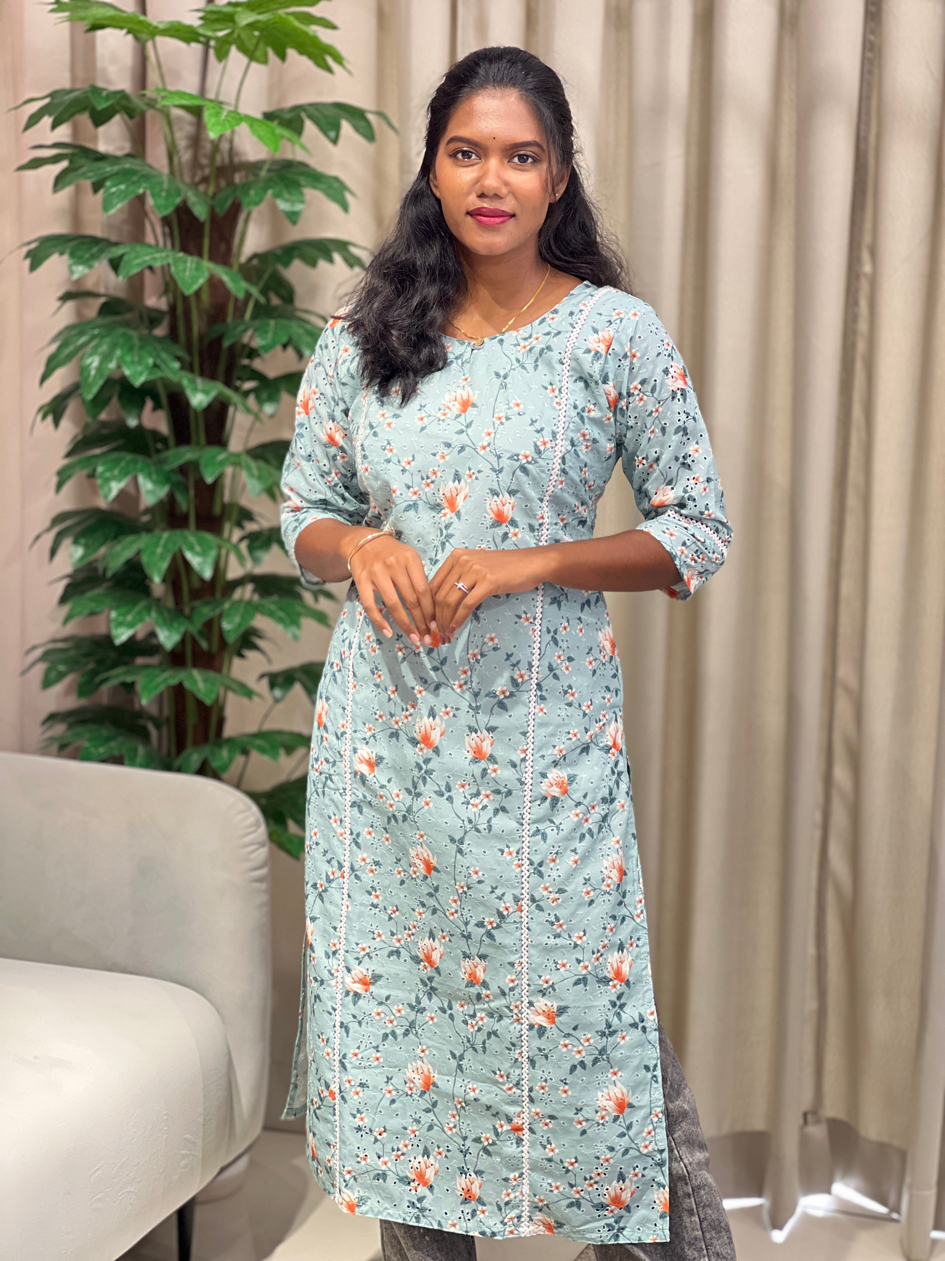 Floral Print With Schiffli Detailed Cotton Kurta | RMLA272