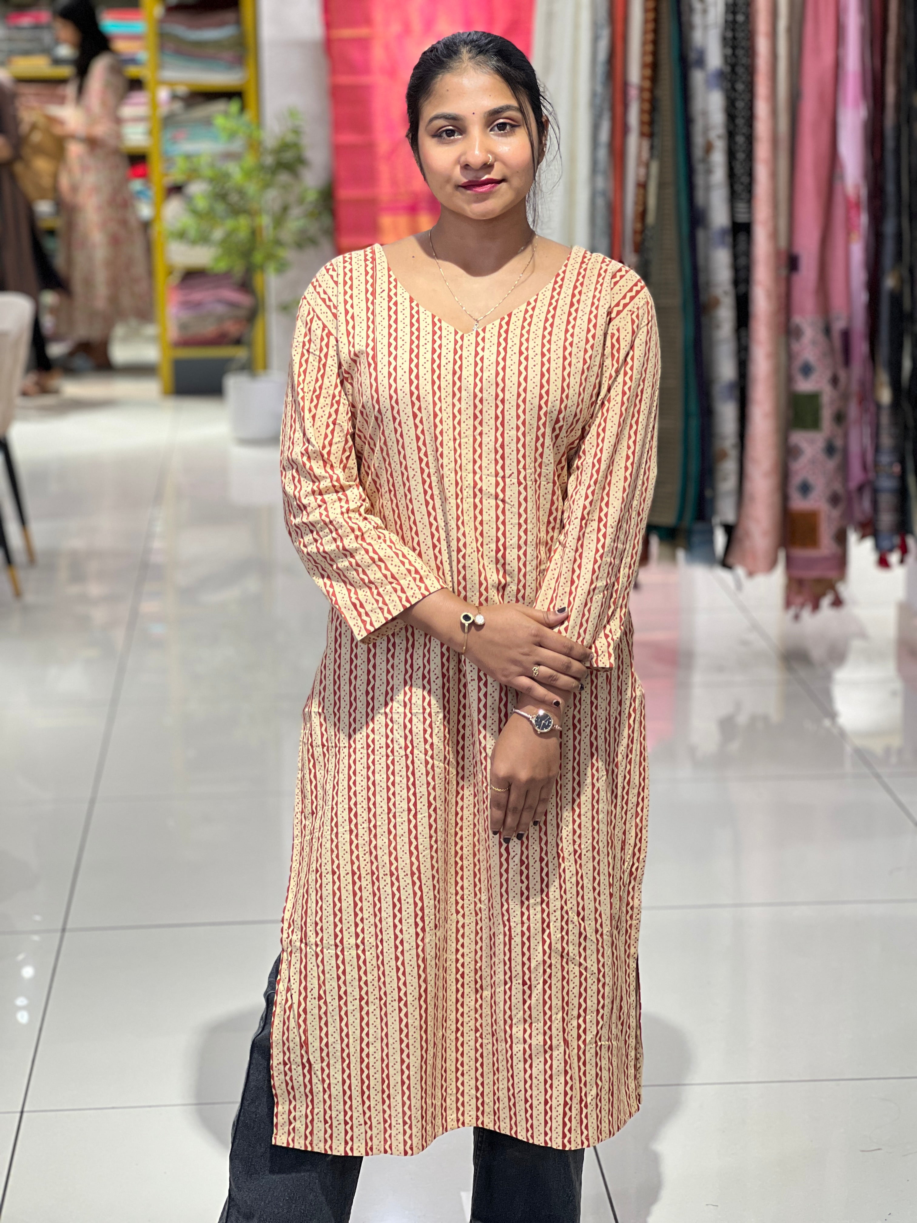 Zigzag Stripes Pattern Cotton Kurta | DNT1081