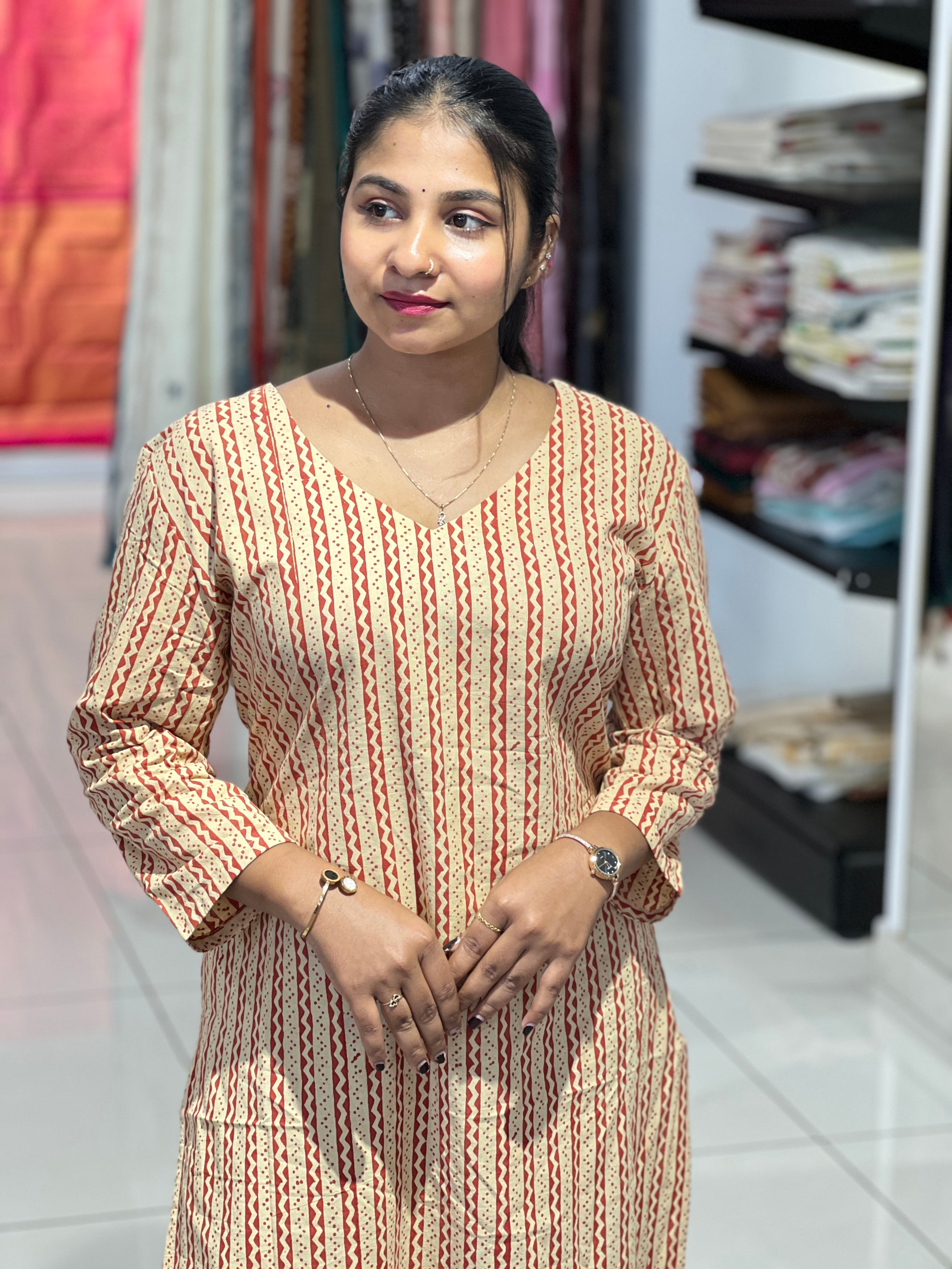 Zigzag Stripes Pattern Cotton Kurta | DNT1081