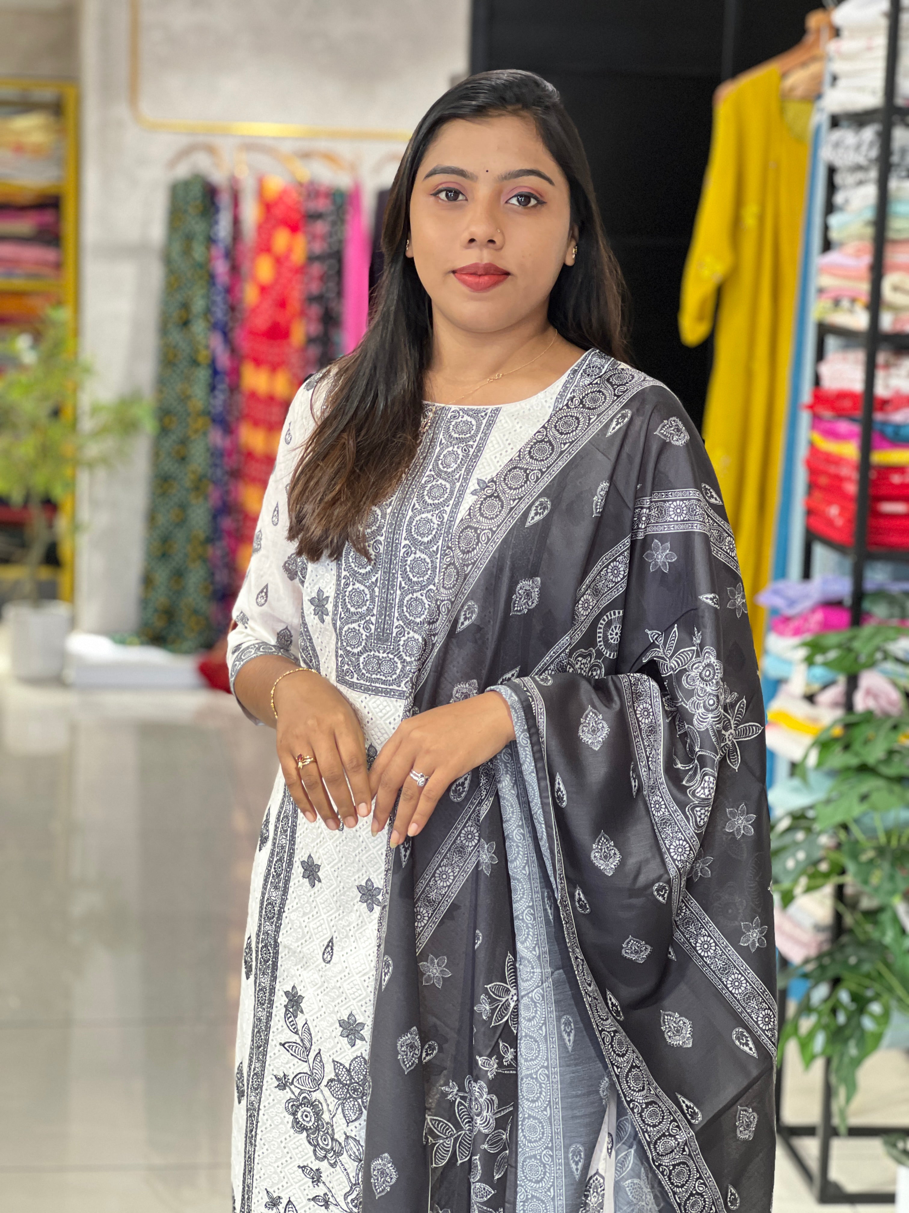 Floral Printed Pattern Cotton Kurta Set | FW390