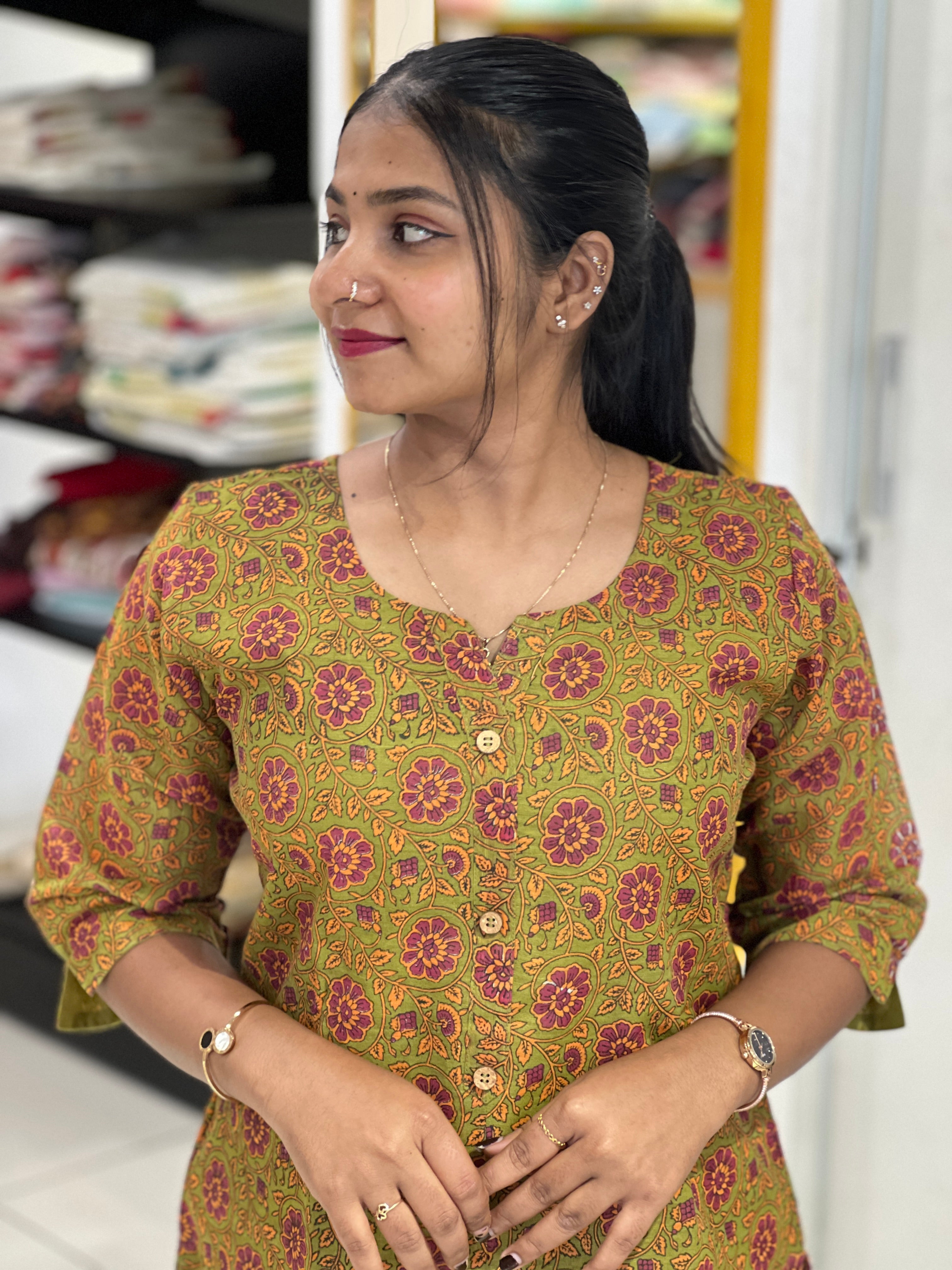Floral Print Detailed Chanderi Kurta | RMLA275
