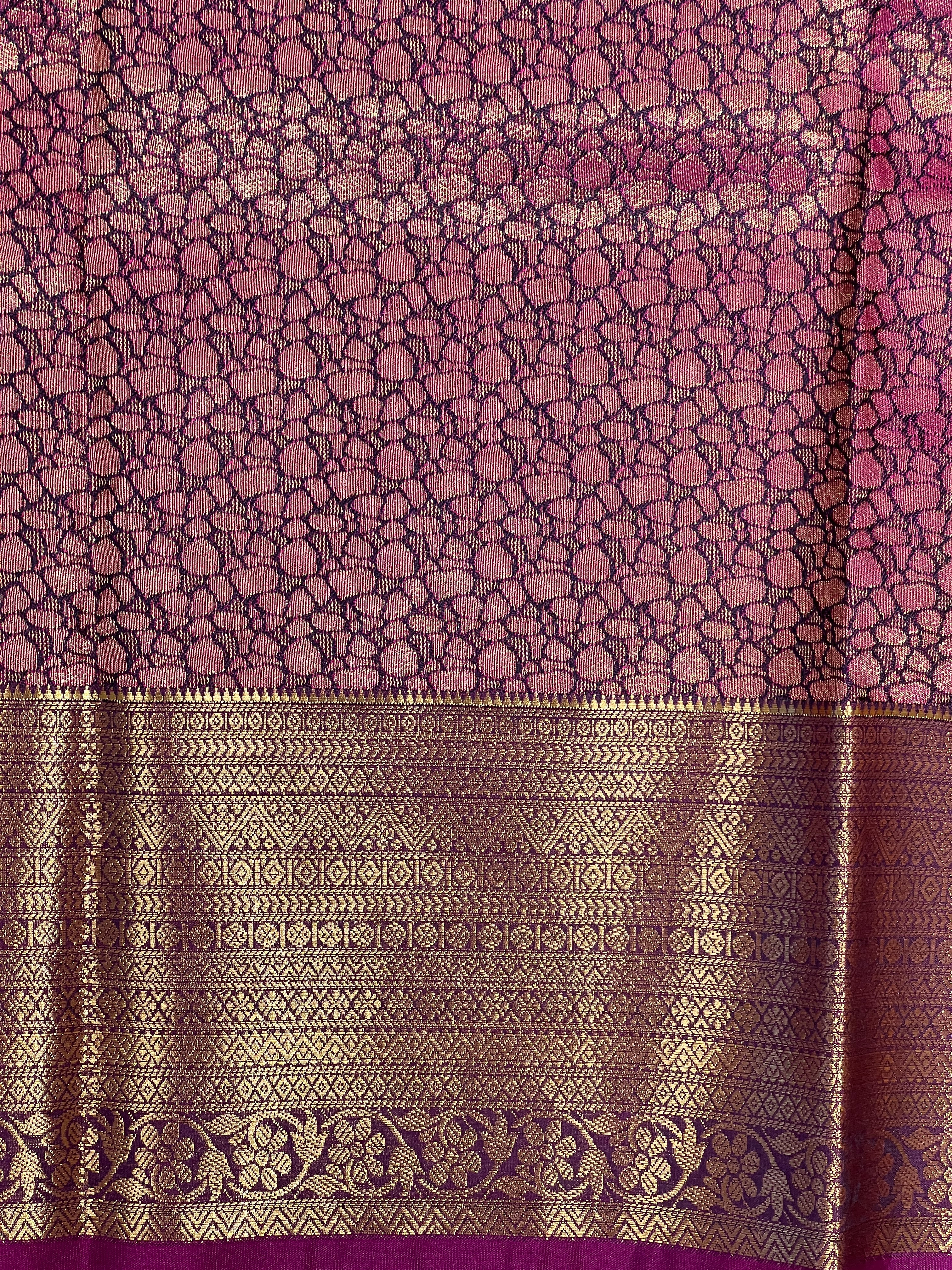 Geometrical Weaving Pattern Semi Silk Saree | RVS218
