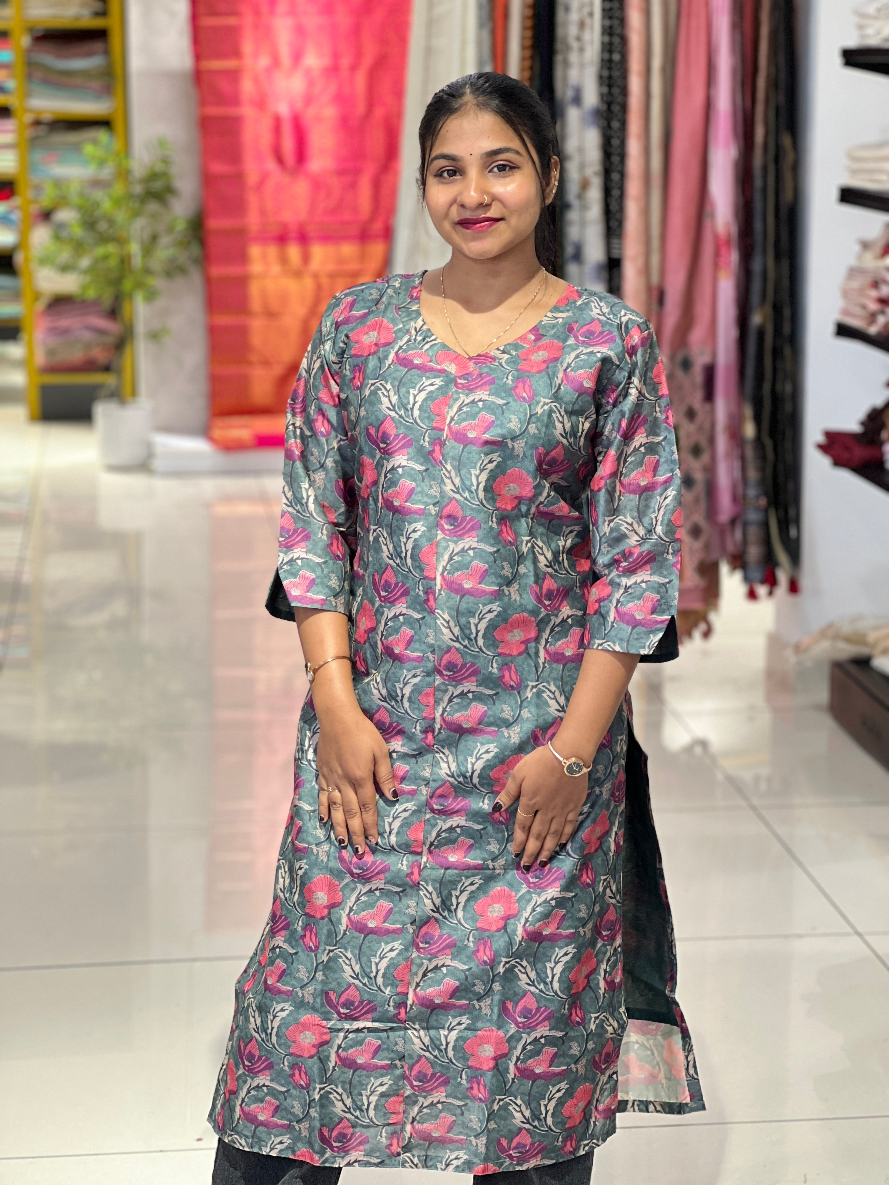 Floral Print Detailed Cotton Kurta | RMLA274