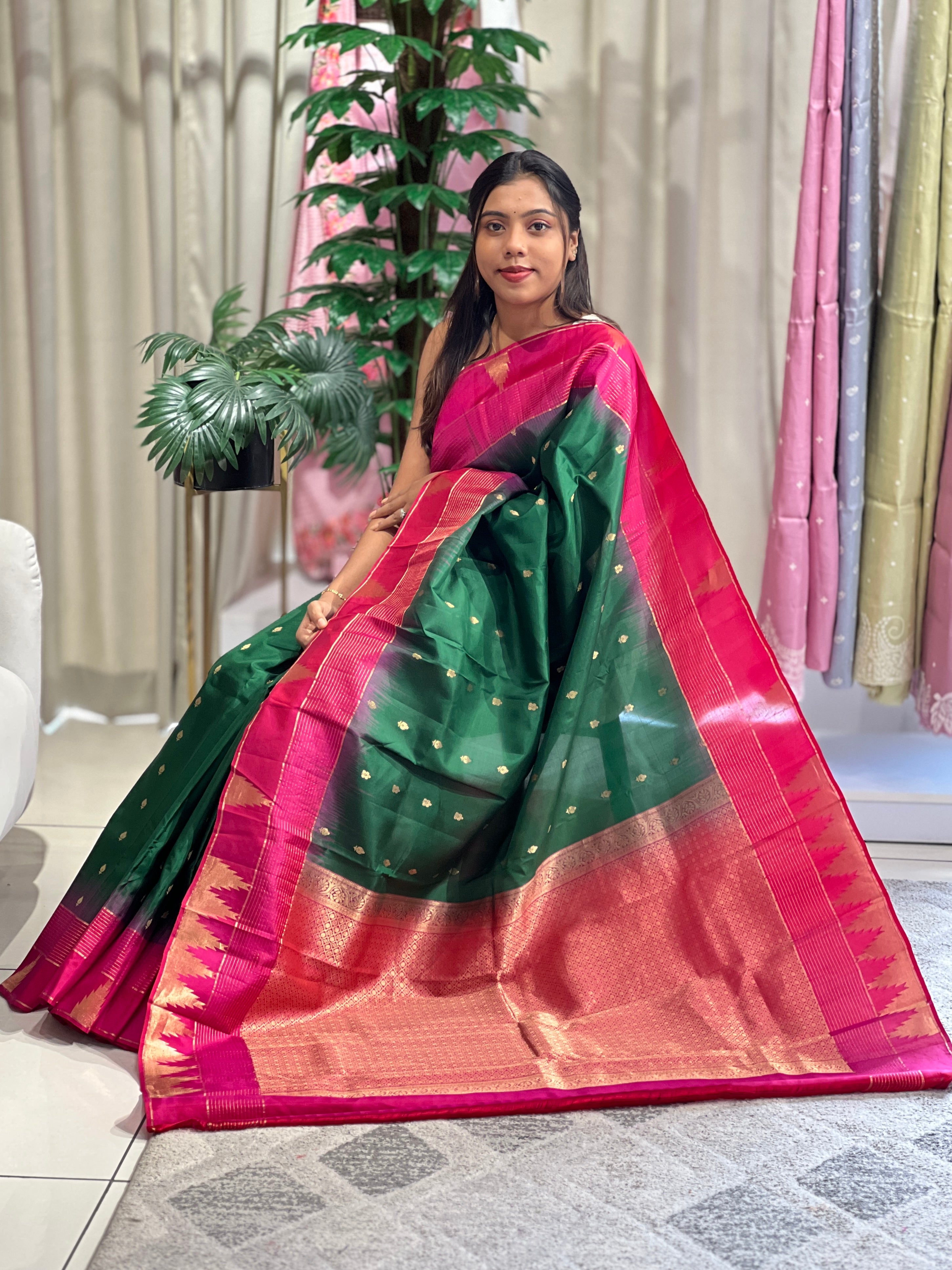 Traditional Temple Border Pattern Soft Silk Saree | SMT113