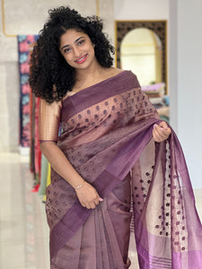 Thread Embroidered Semi Organza Saree | YNG535