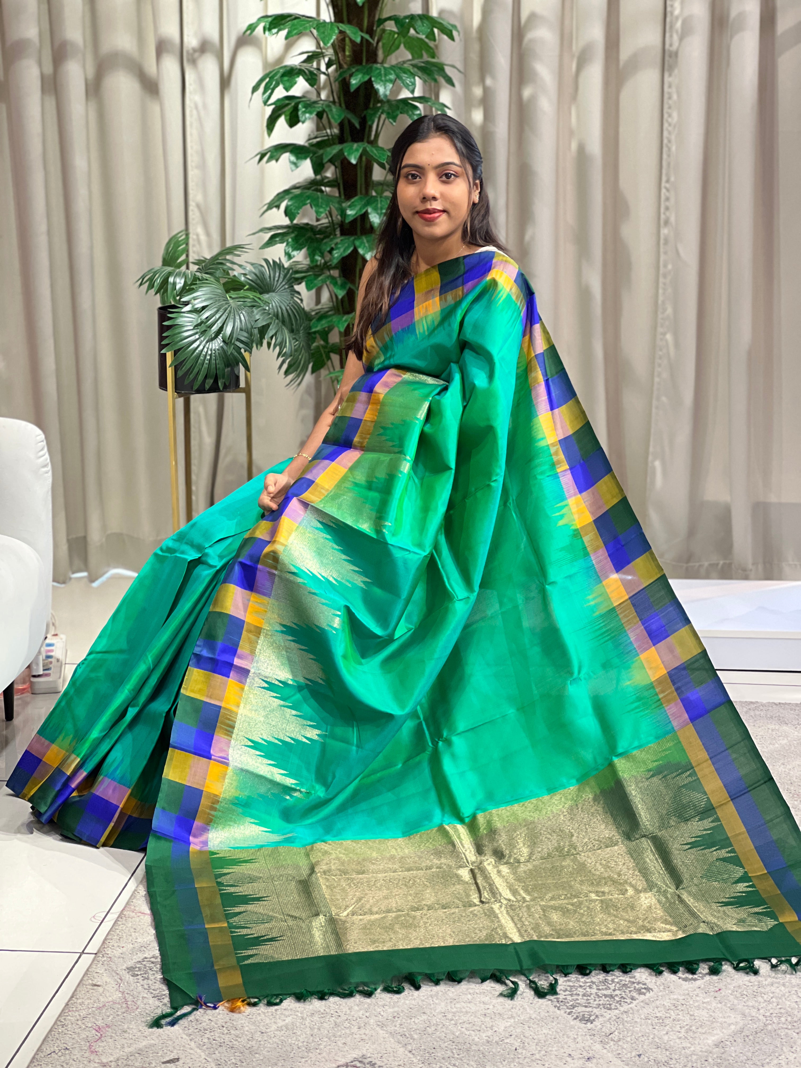 Traditional Madras Check Pattern Soft Silk Saree | SMT143