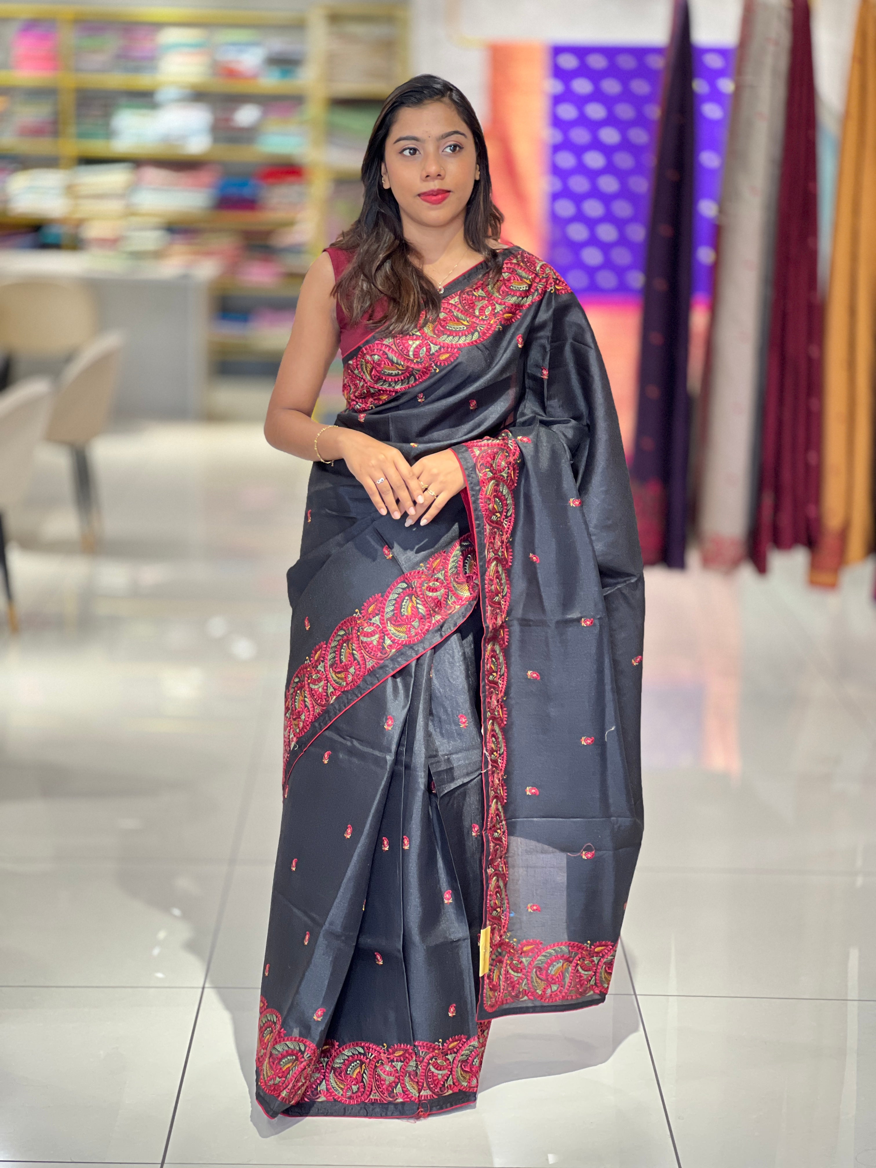 Paisley Embroidery Detailed Tussar Finish Saree | SUN480