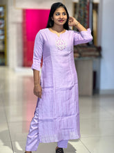 Hand Embroidery Detailed Chanderi Kurta Top & Bottom | EC101