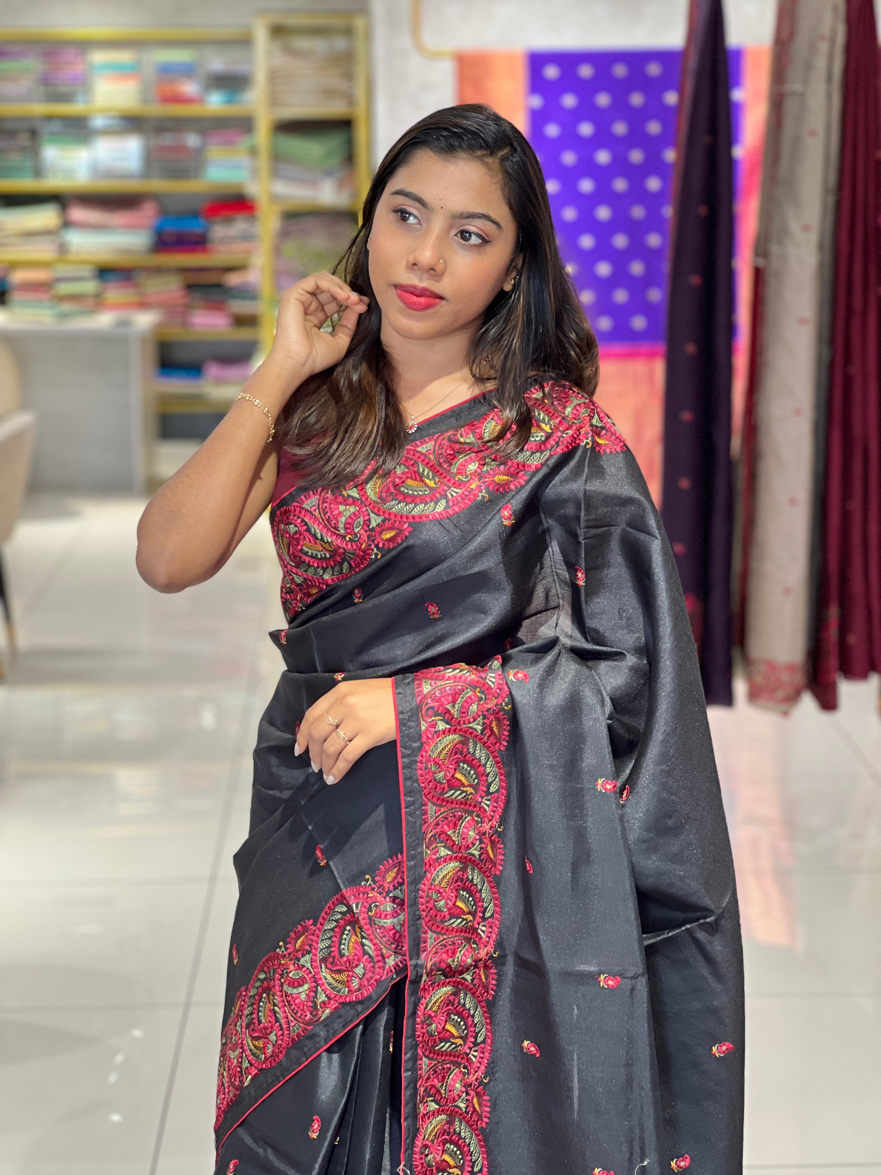 Paisley Embroidery Detailed Tussar Finish Saree | SUN480