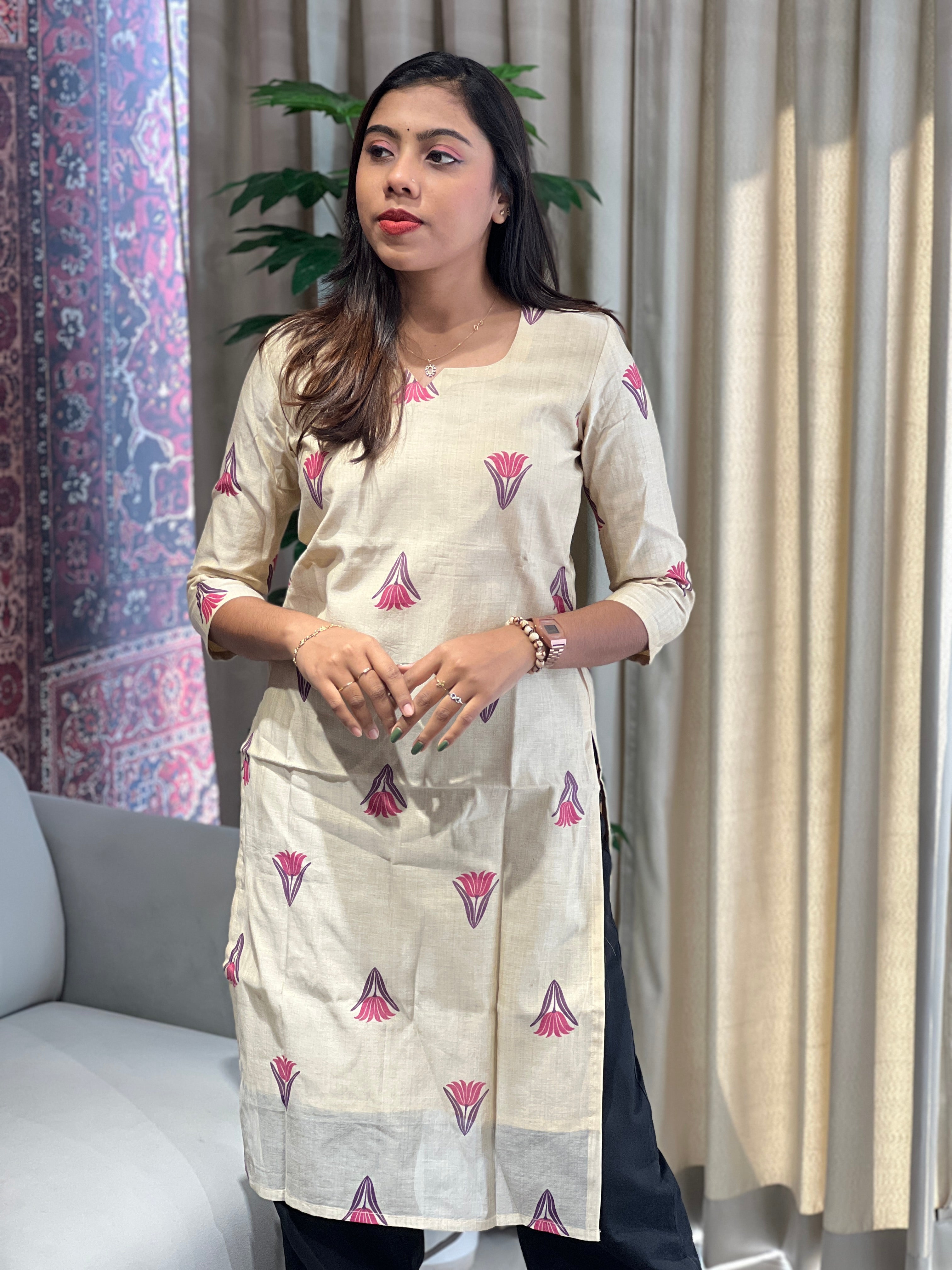 Floral Floral Printed Chanderi Kurta | DNT1017