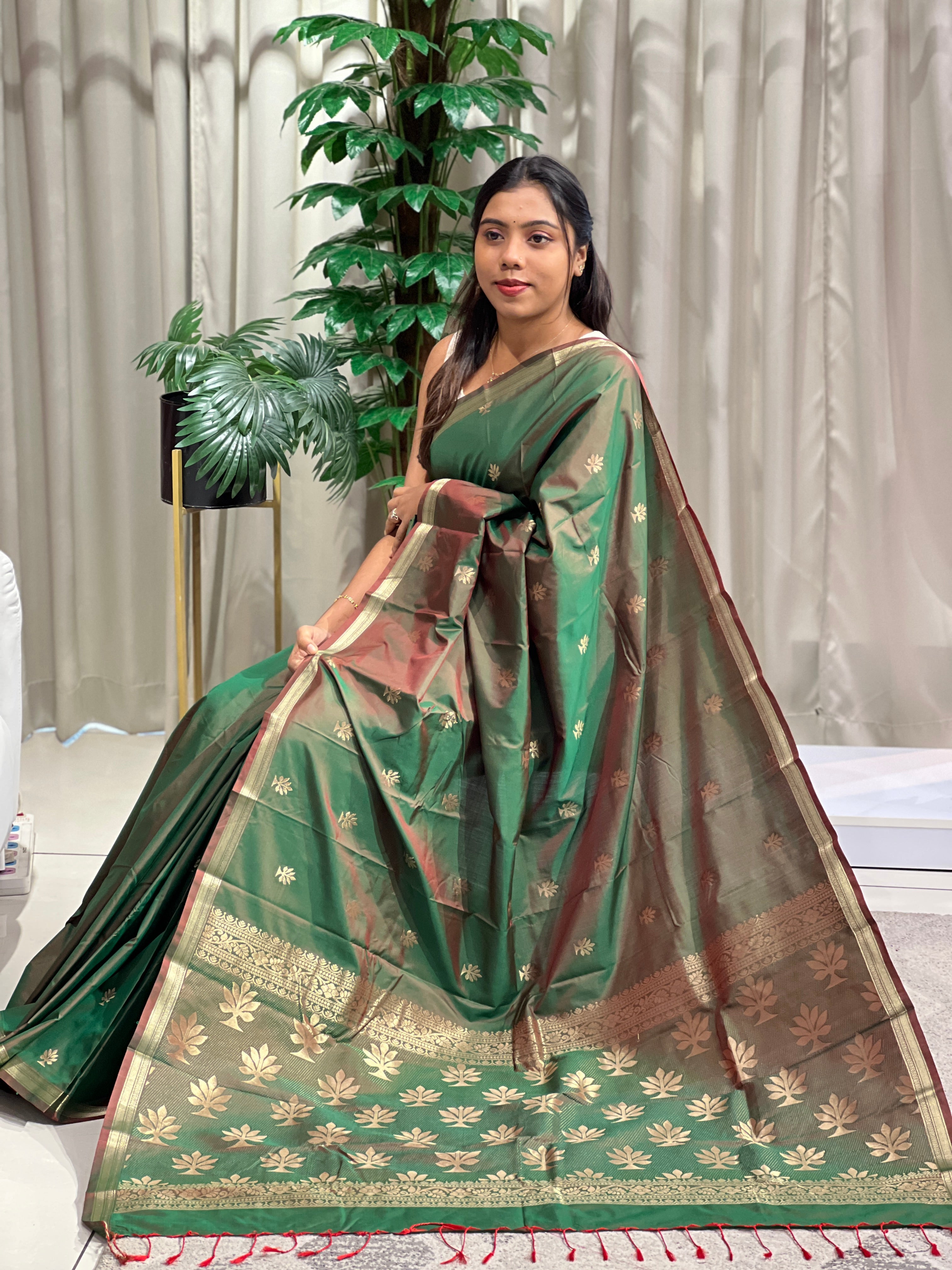 Buta Pattern Semi Soft Silk Saree |  LPR104