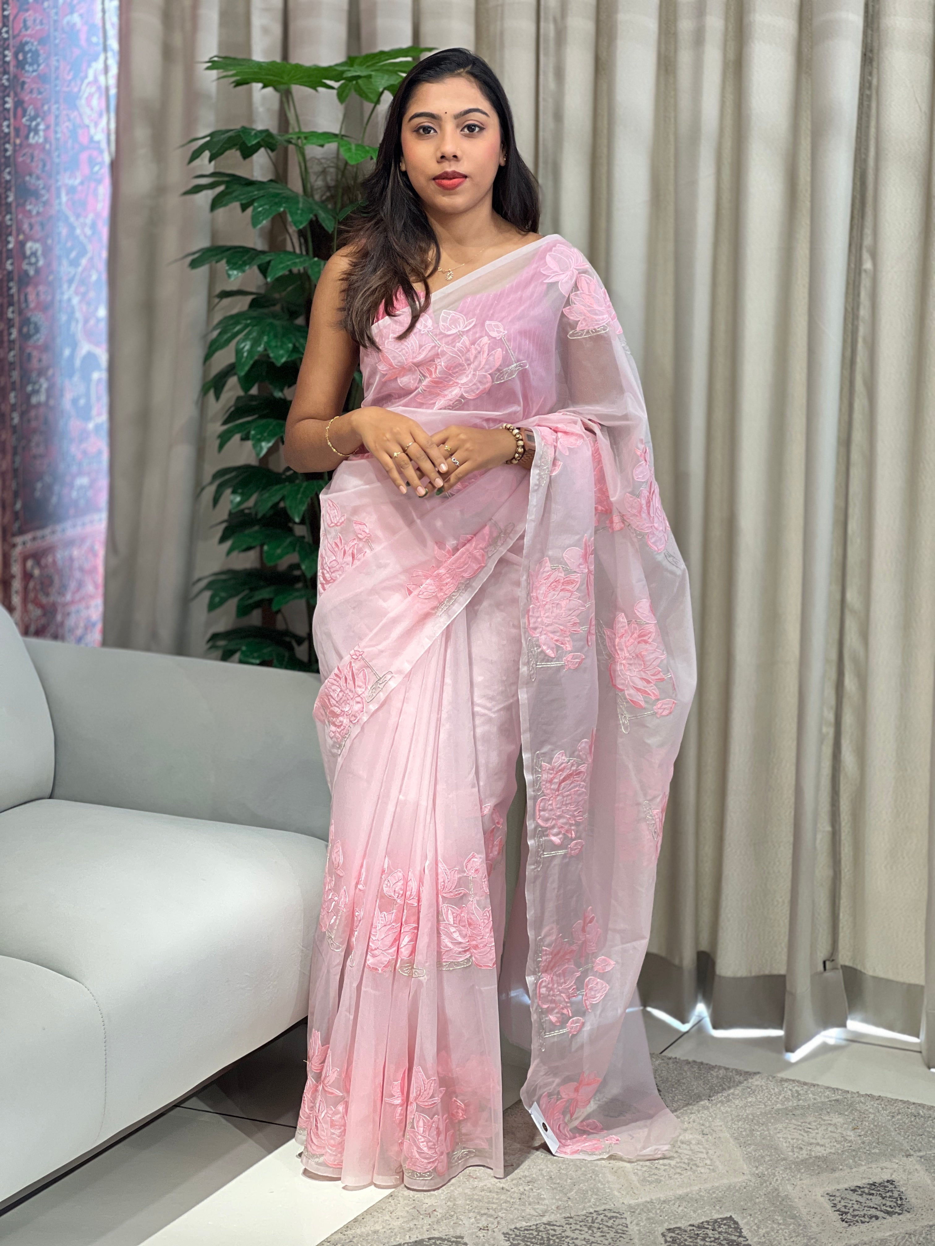 Floral Applique Patterned Organza Saree | MM269