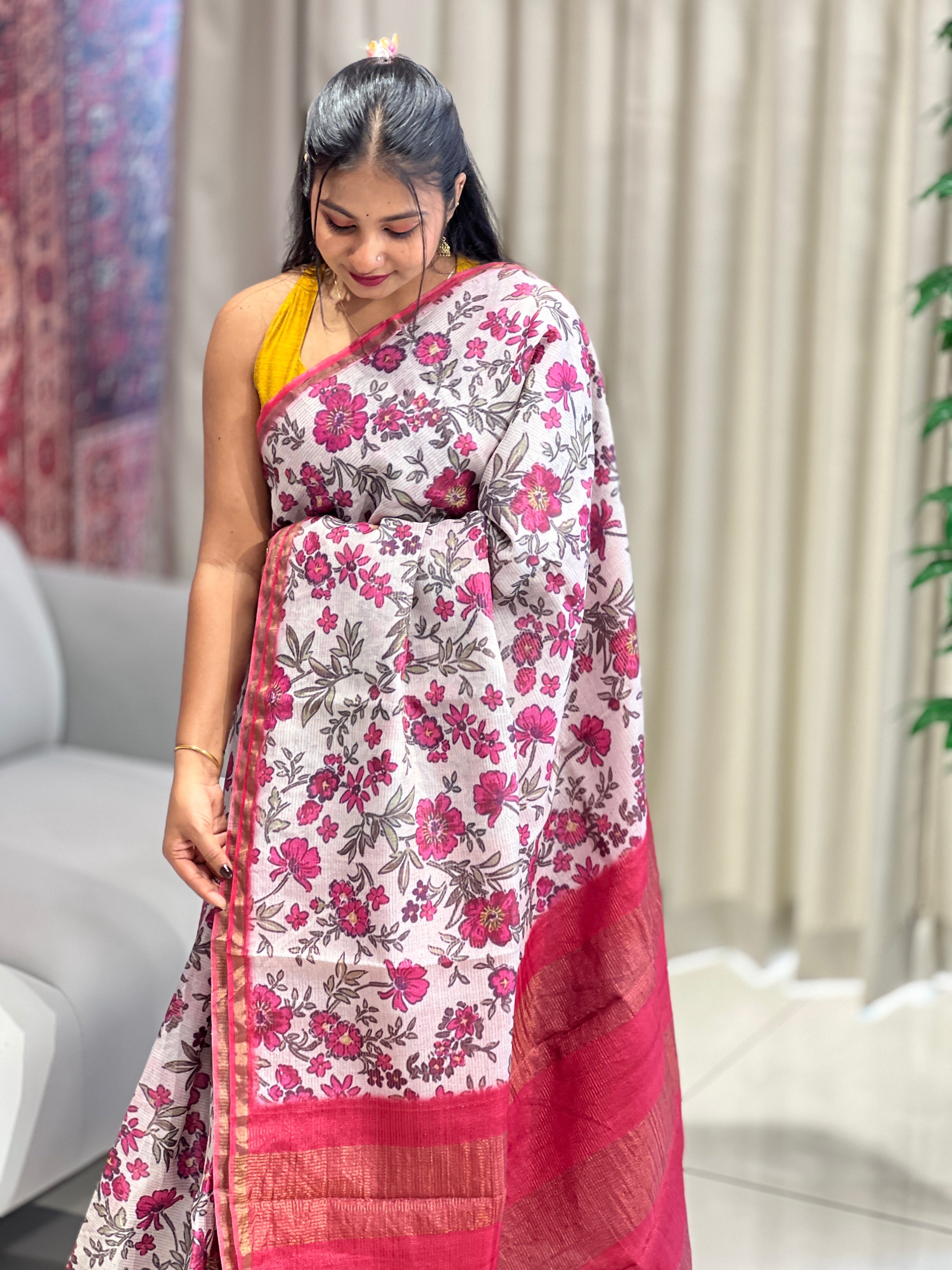 Floral Print With Zari Detailed Tussar Saree | HS1282