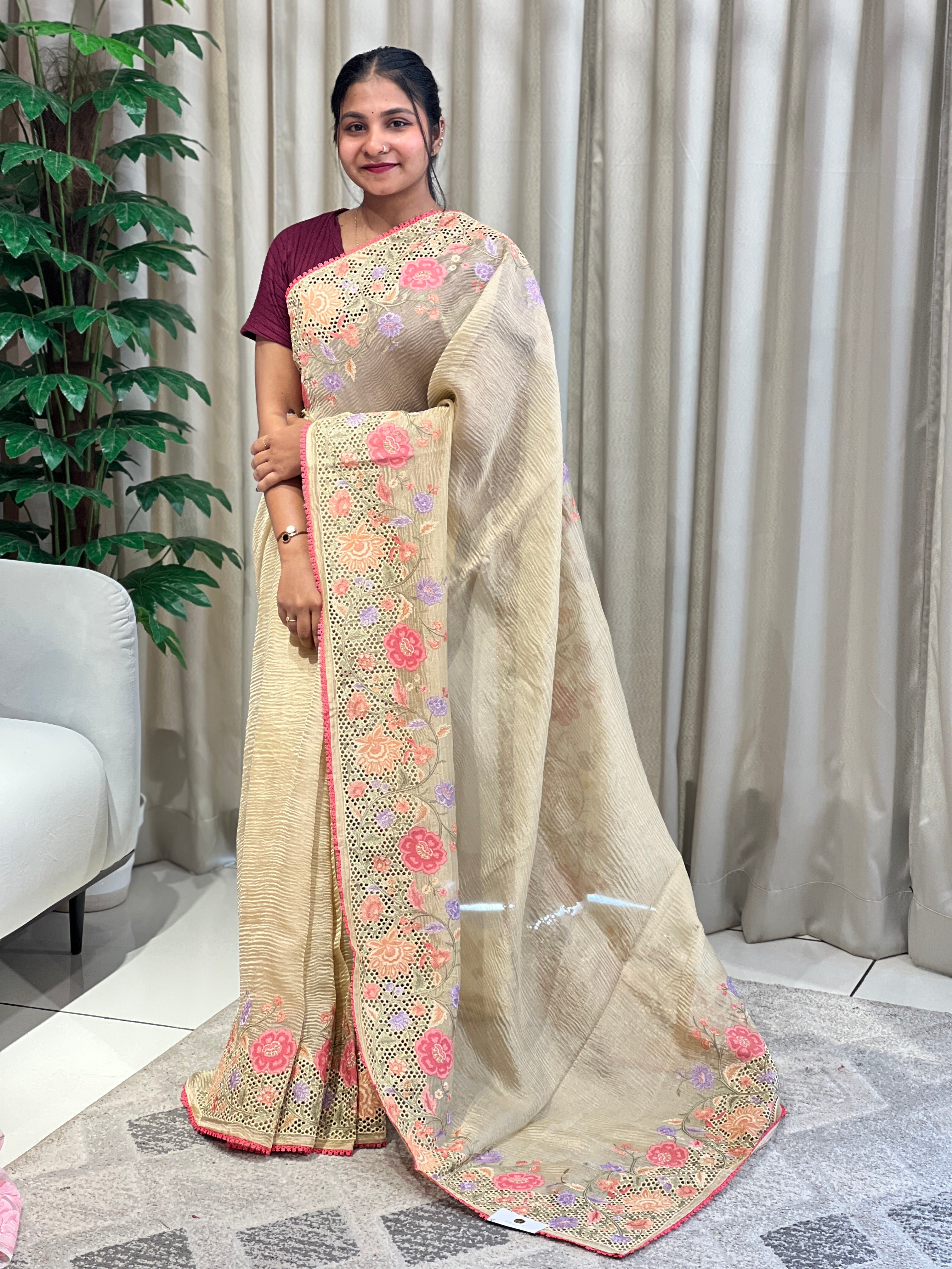 Floral Cutwork Embroidery Crushed Tissue Organza Saree | RGD980R