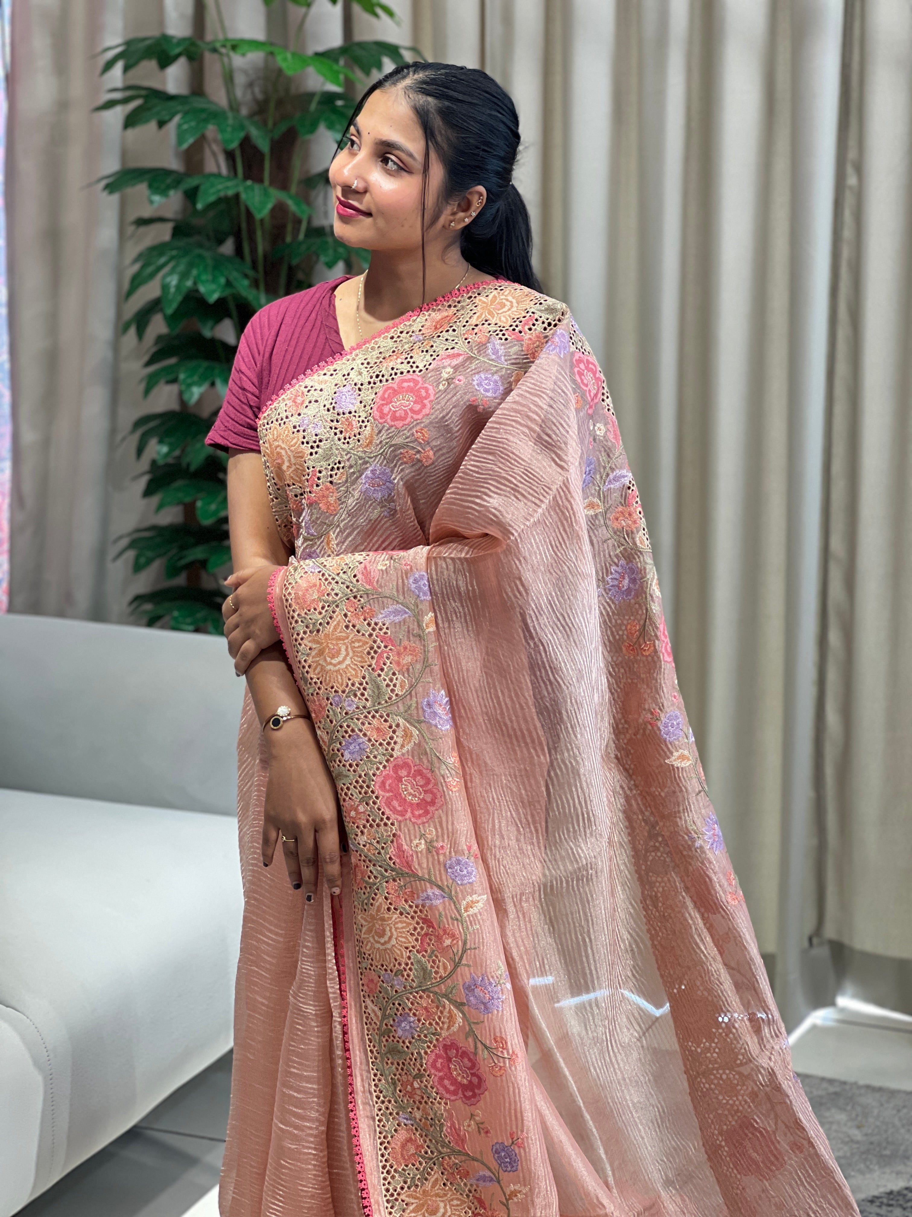 Floral Cutwork Embroidery Crushed Tissue Organza Saree | RGD981R