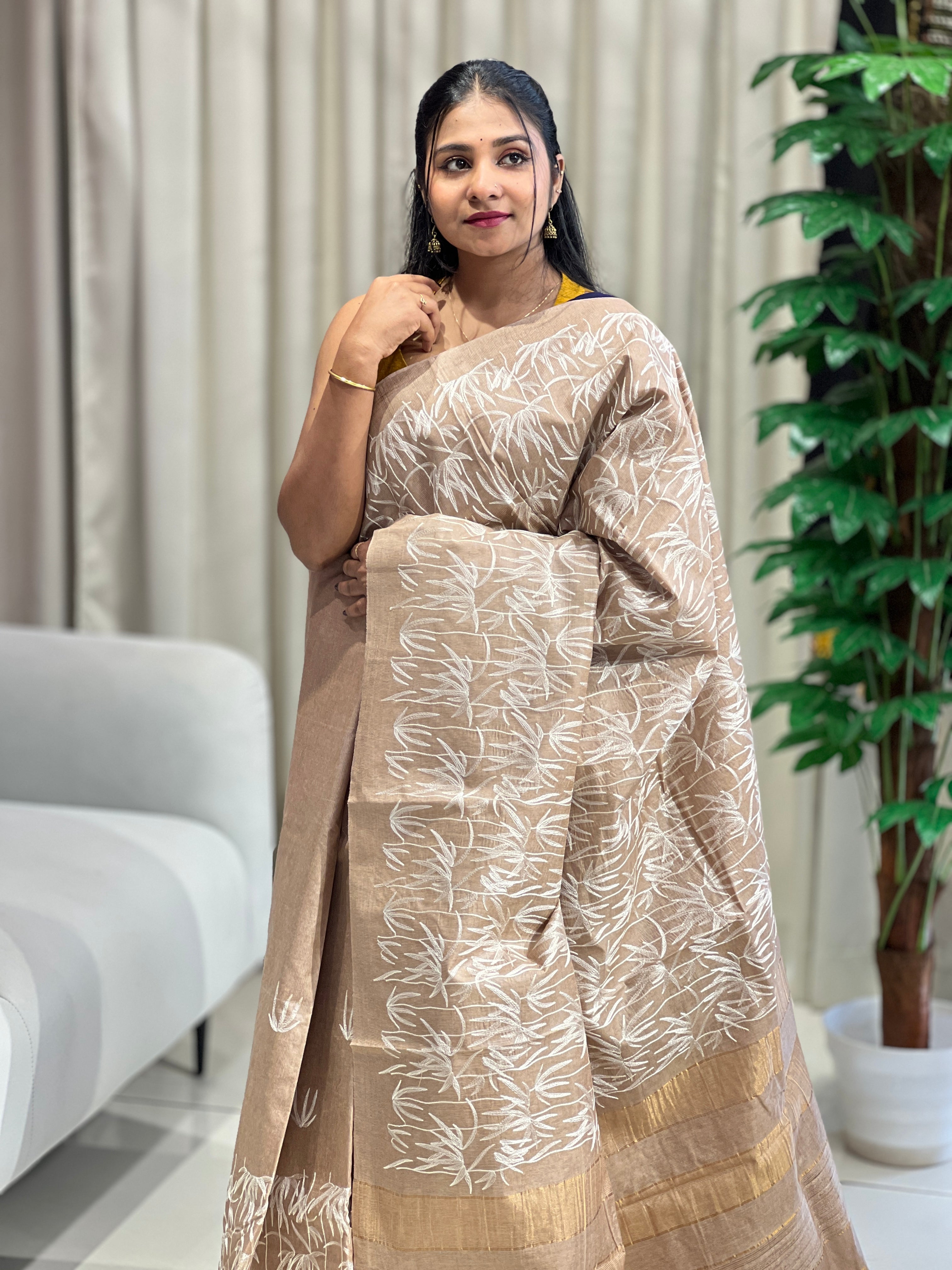 Machine Embroidery Leaf Patterned Tussar Saree | HS1291