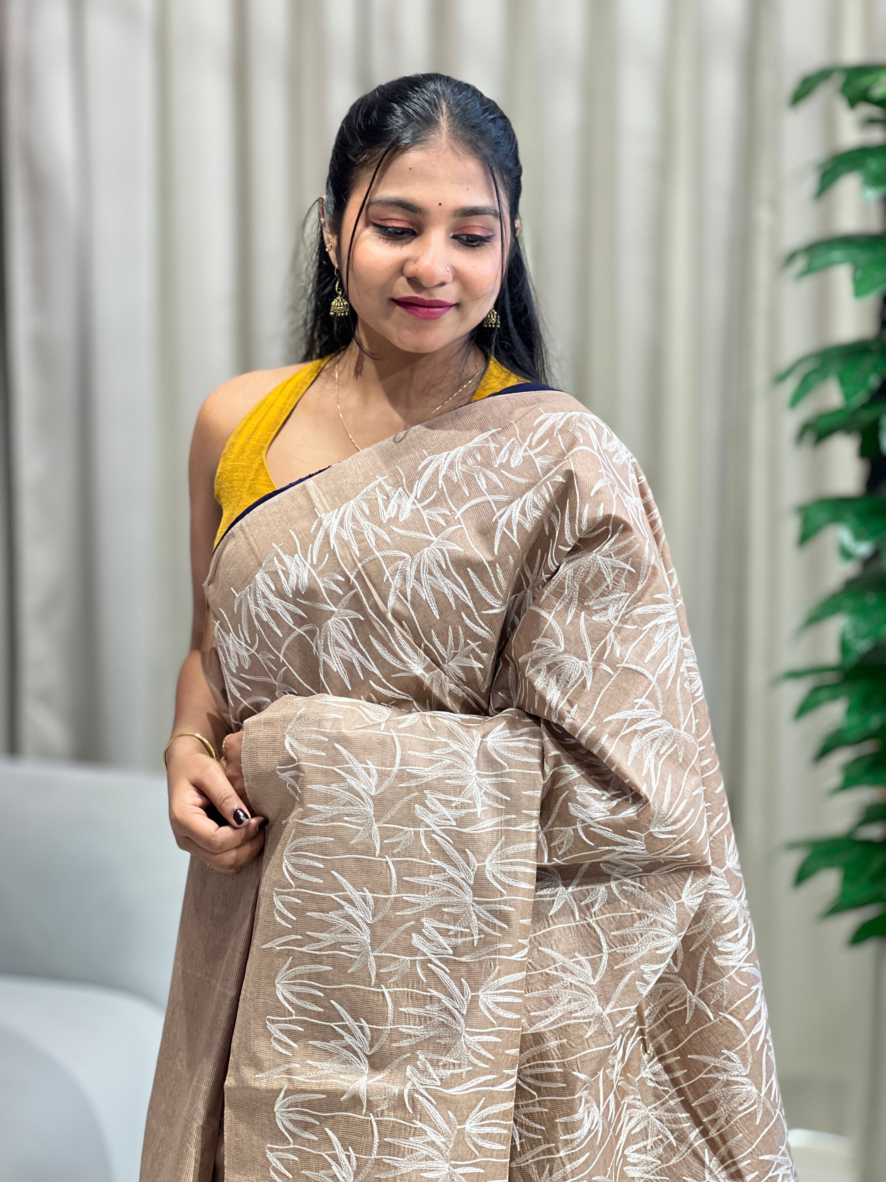 Machine Embroidery Leaf Patterned Tussar Saree | HS1291