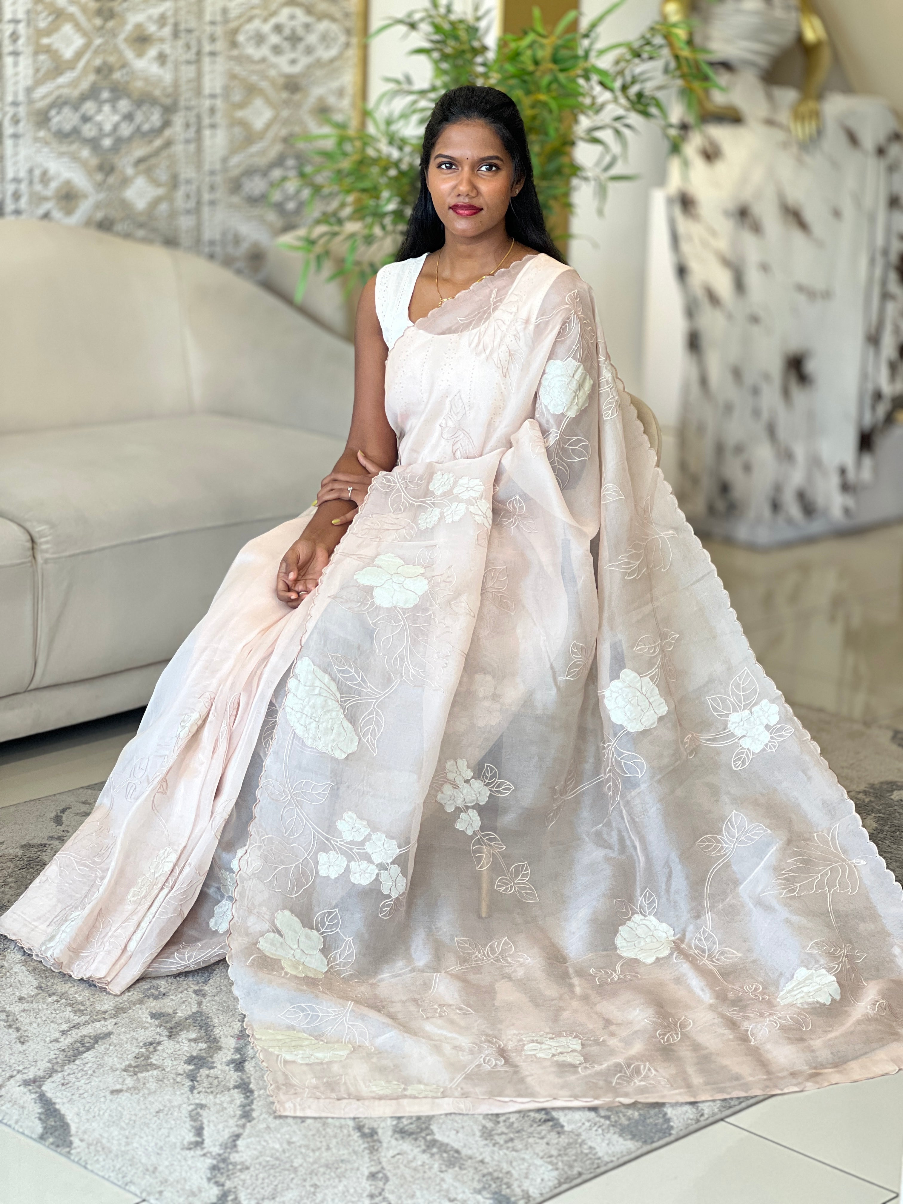 Floral Applique Detailed Pure Organza Saree | MM182